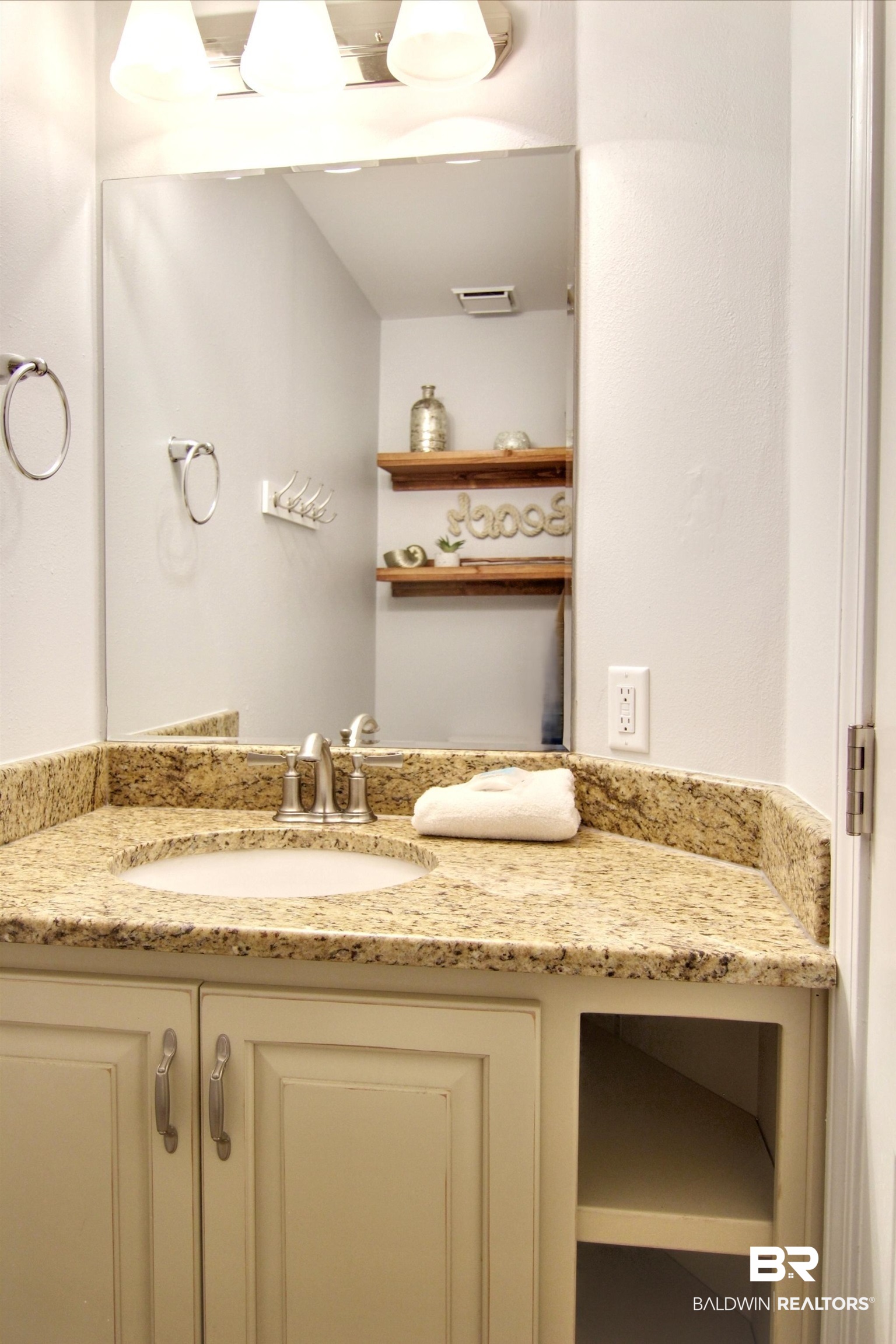 527 Beach Club Trail C109