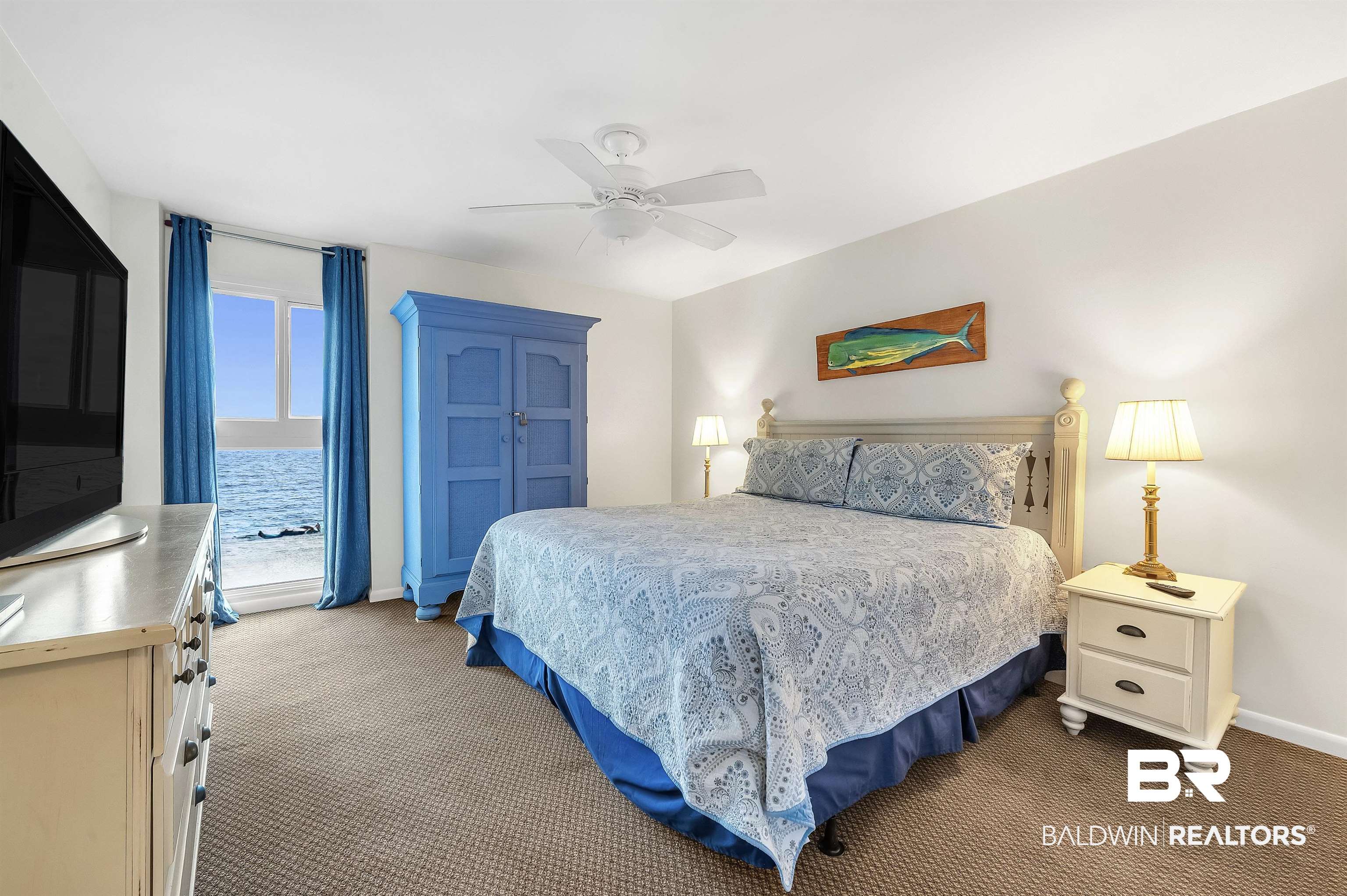 1007 WEST BEACH Boulevard 53