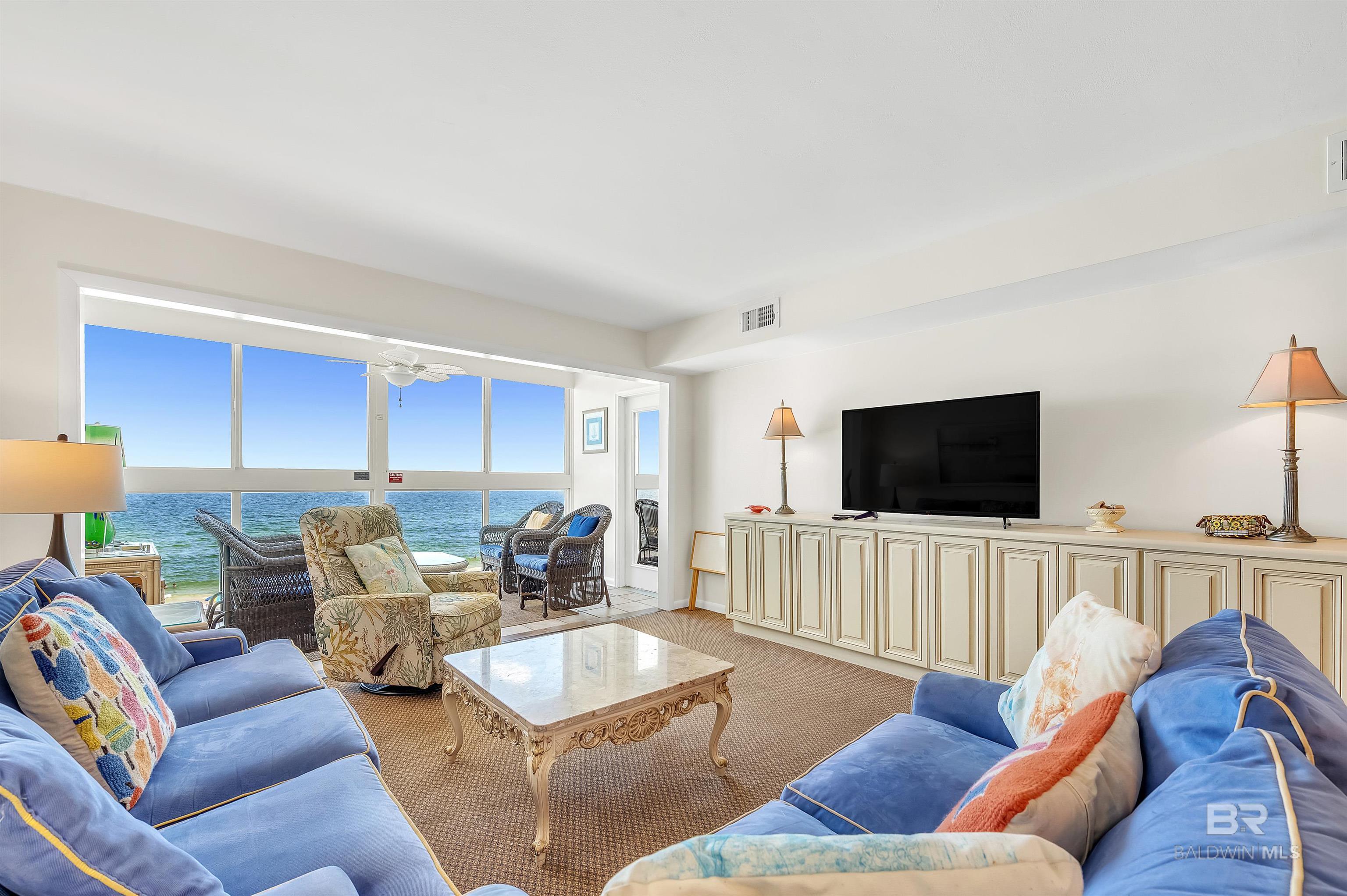 1007 WEST BEACH Boulevard 53