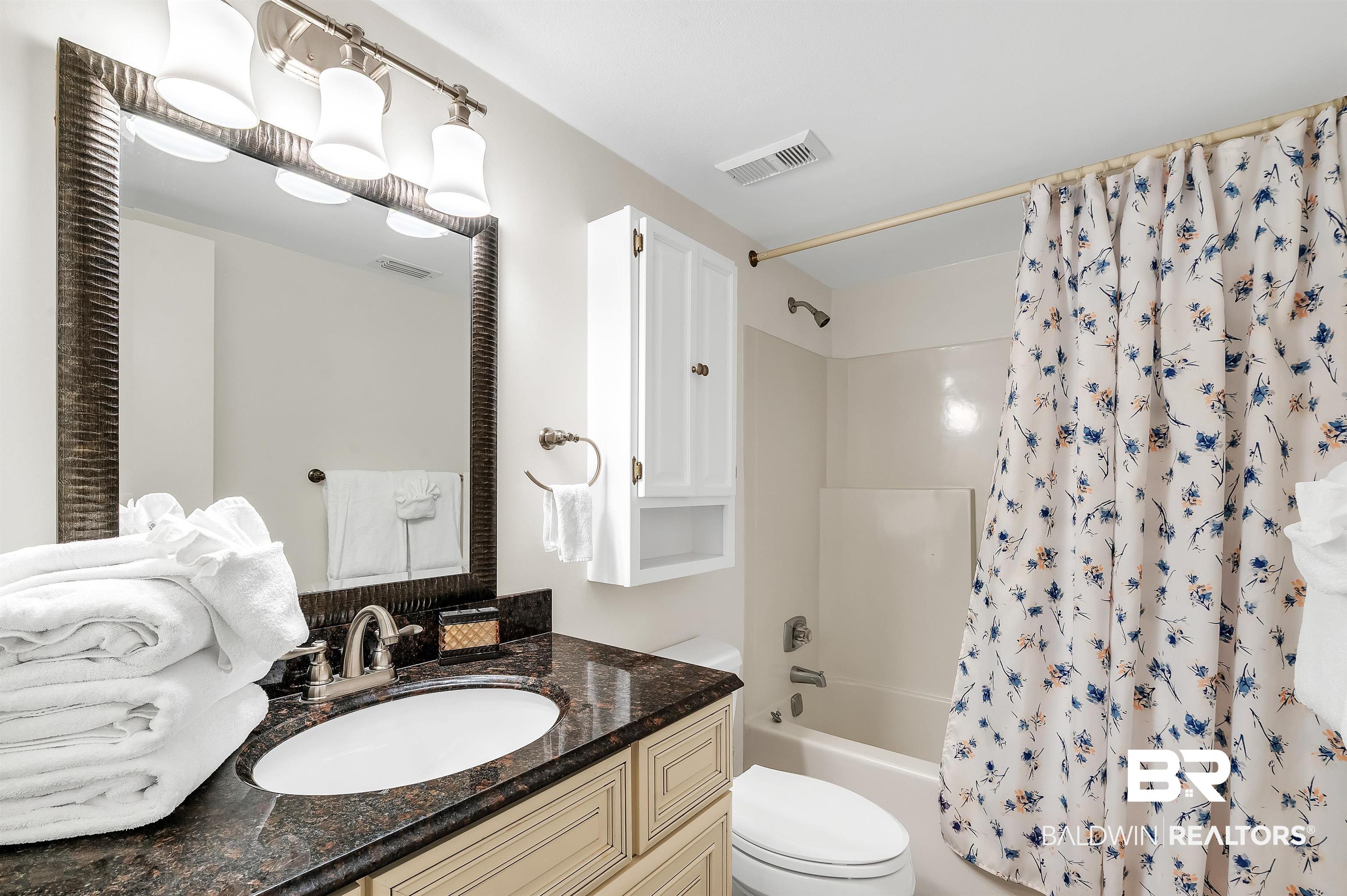 1007 WEST BEACH Boulevard 53