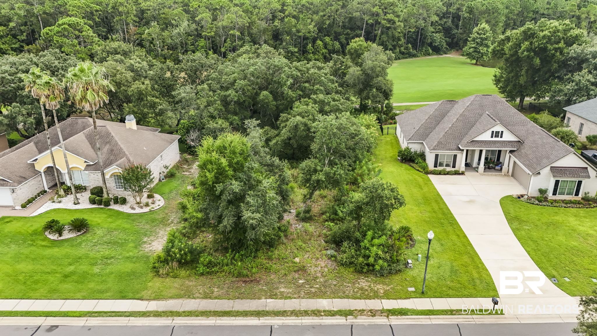 27 Lagoon Drive