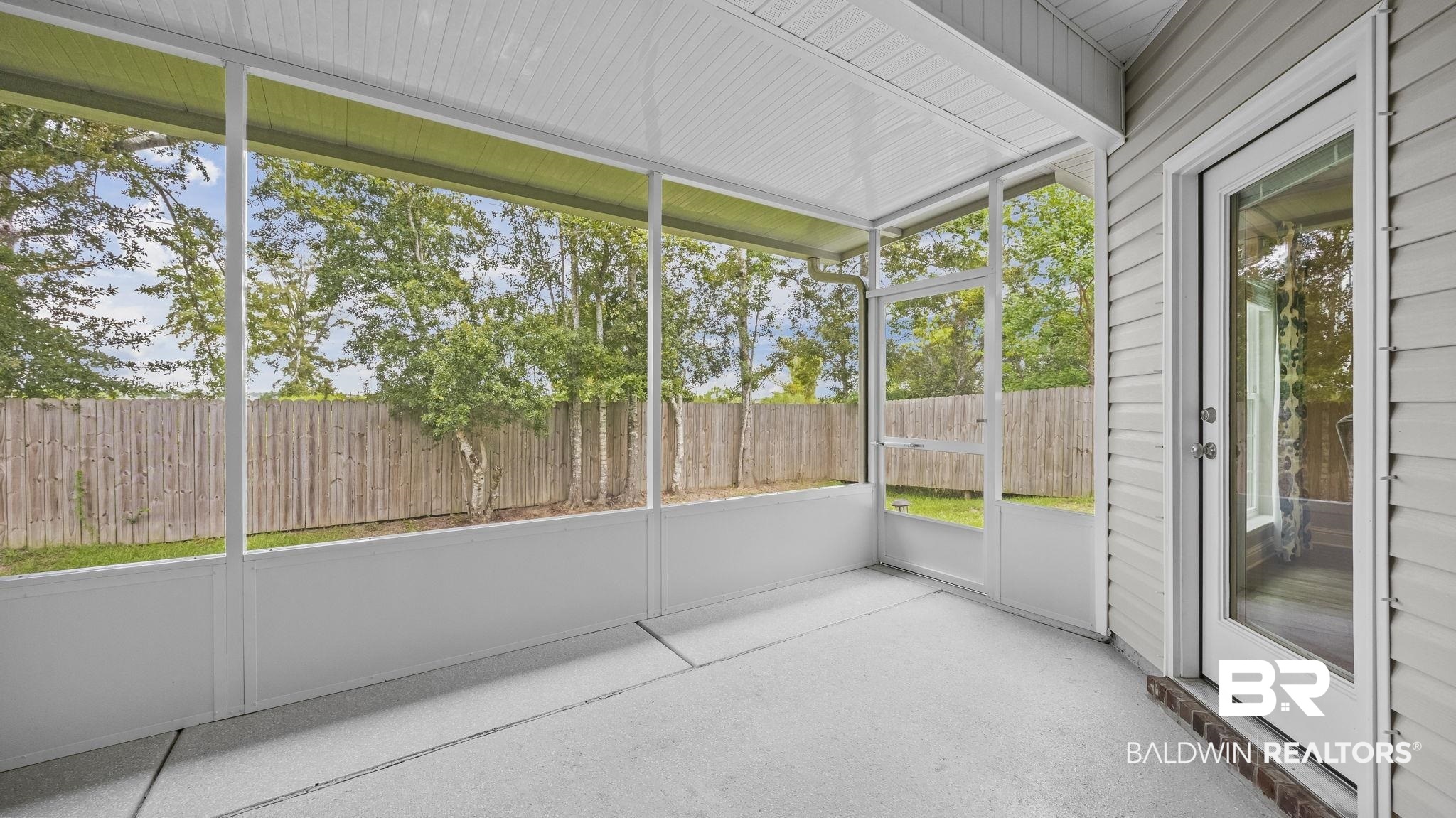 2651 S Juniper Street 1805
