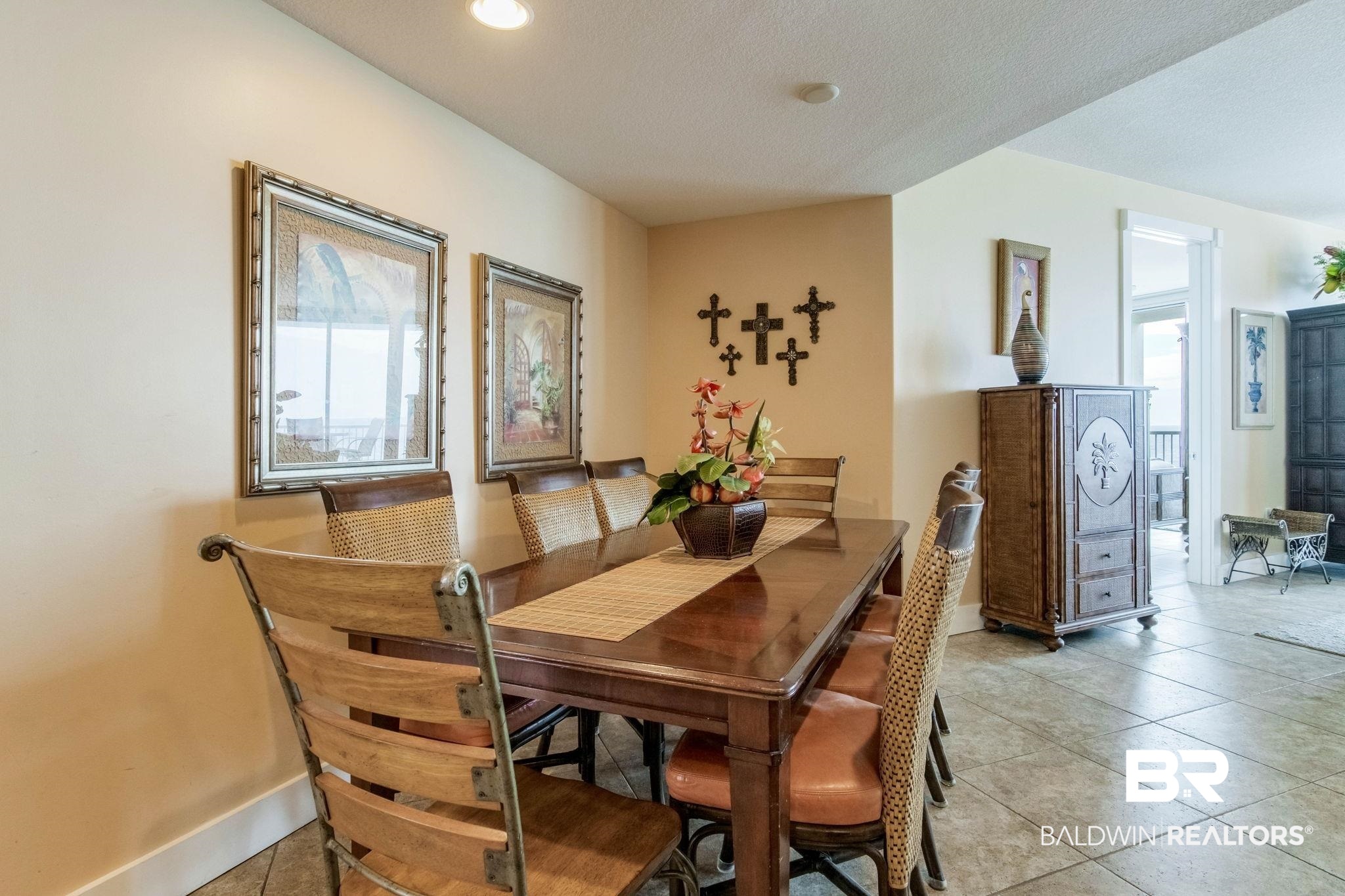 521 W Beach Boulevard 702