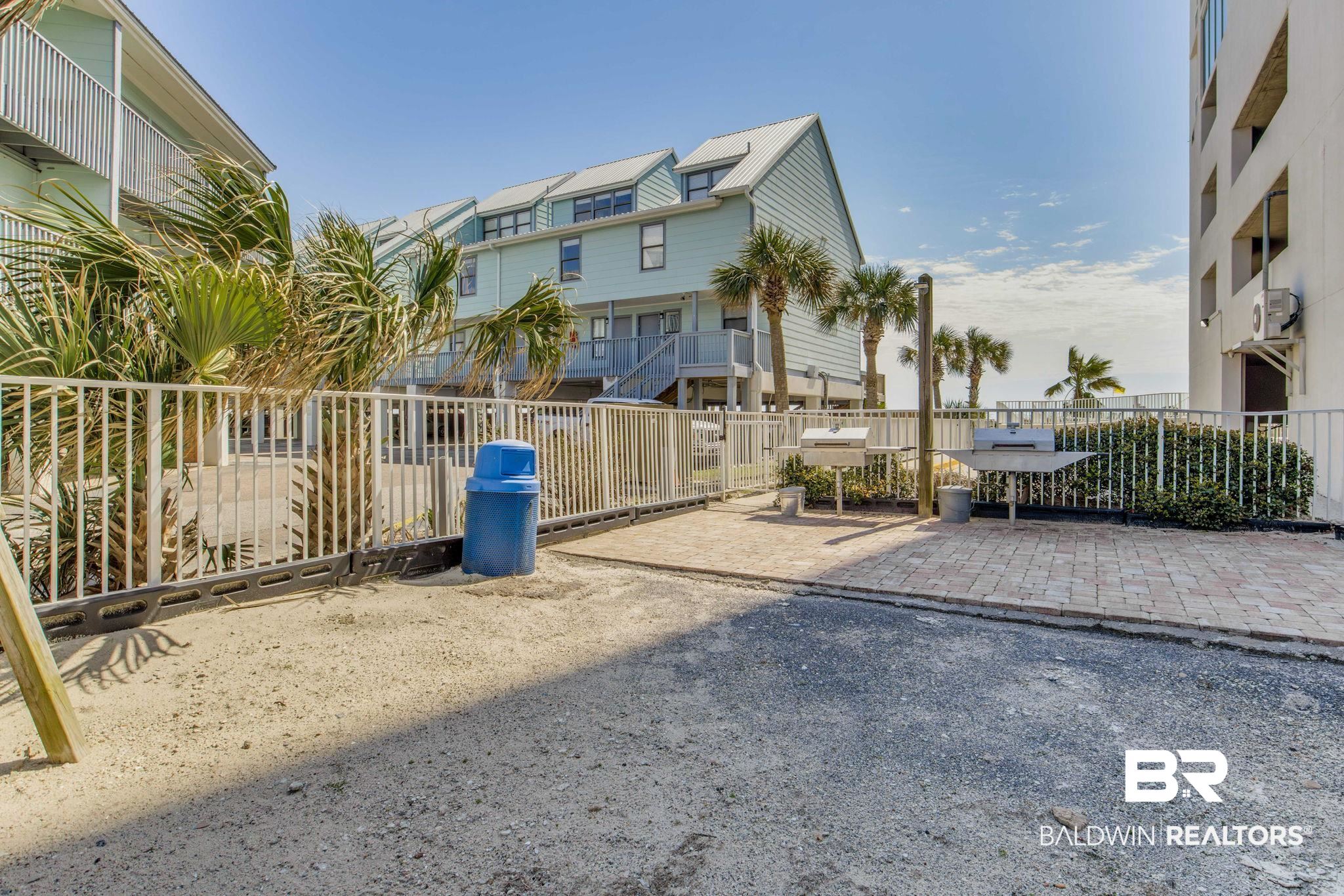 521 W Beach Boulevard 702