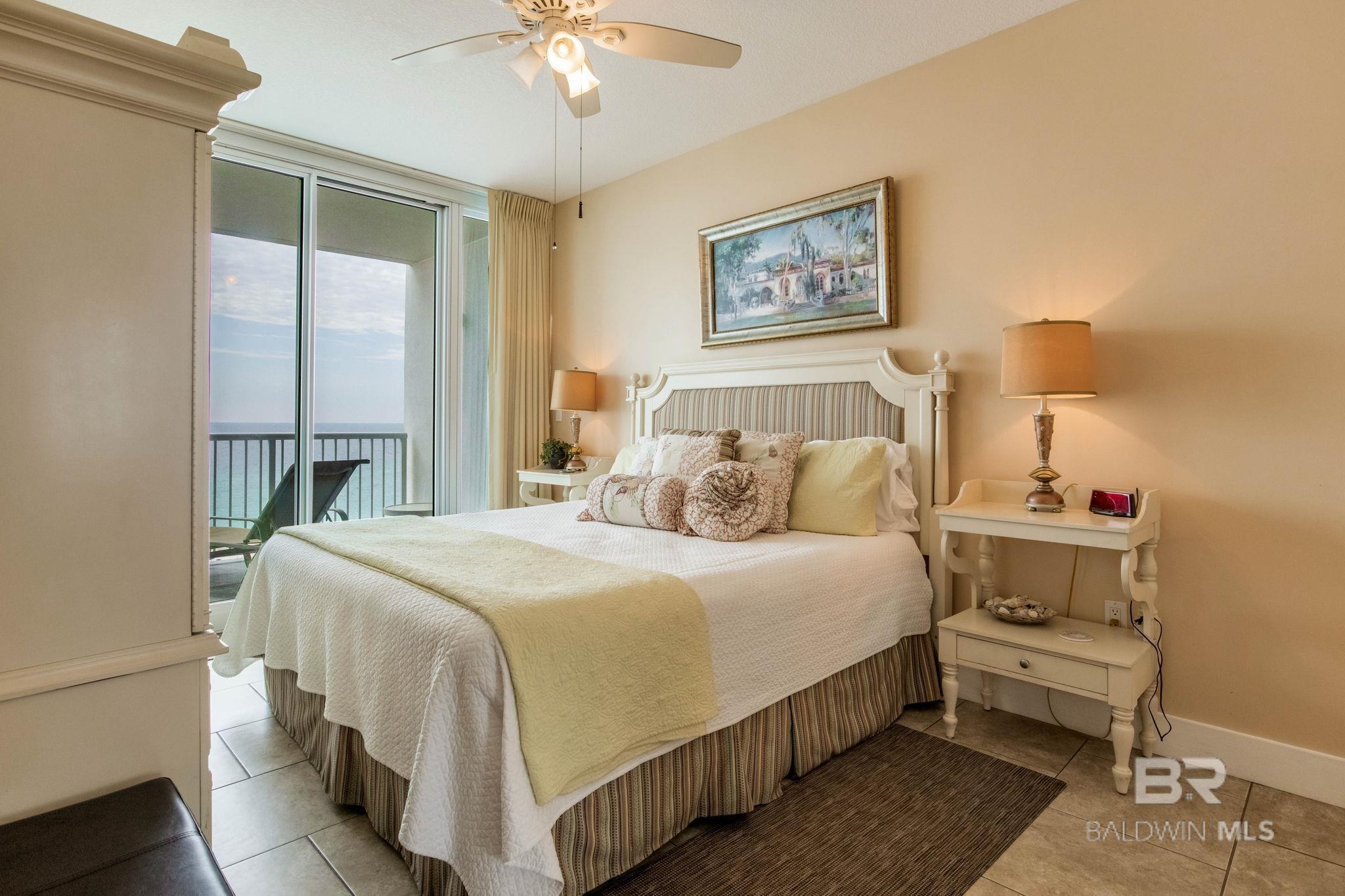 521 W Beach Boulevard 702