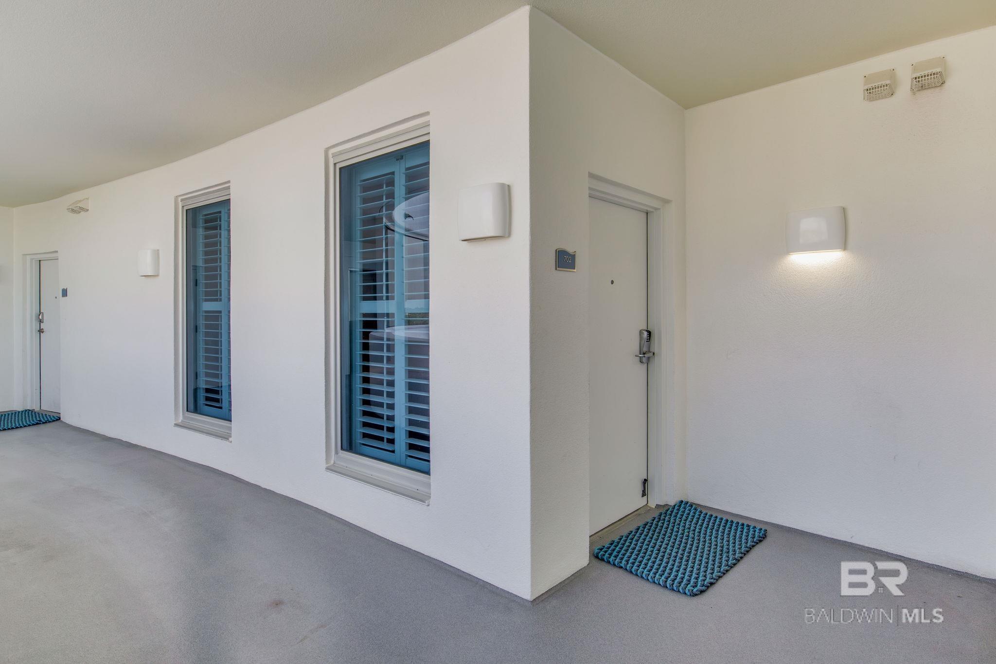 521 W Beach Boulevard 702
