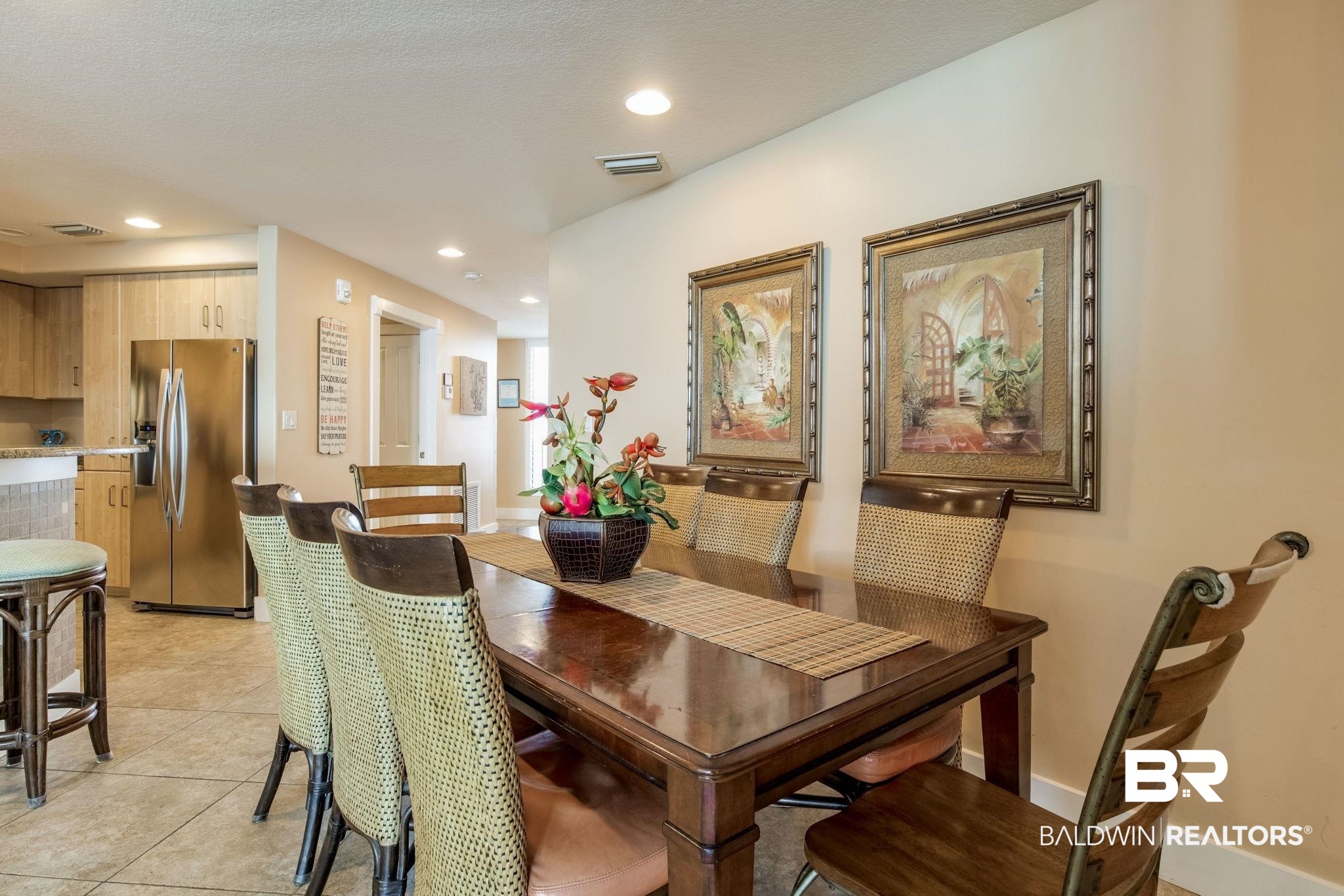 521 W Beach Boulevard 702