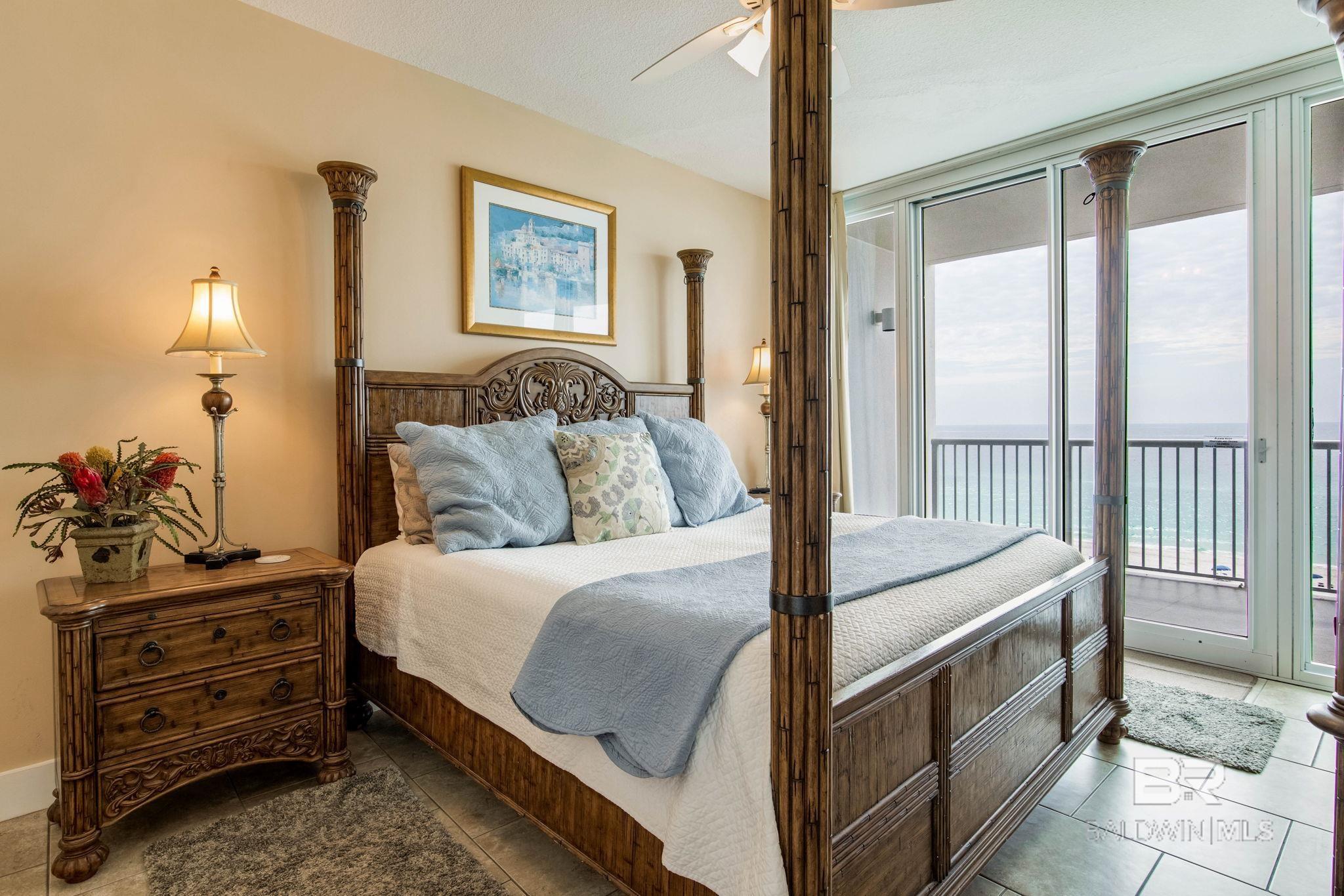 521 W Beach Boulevard 702