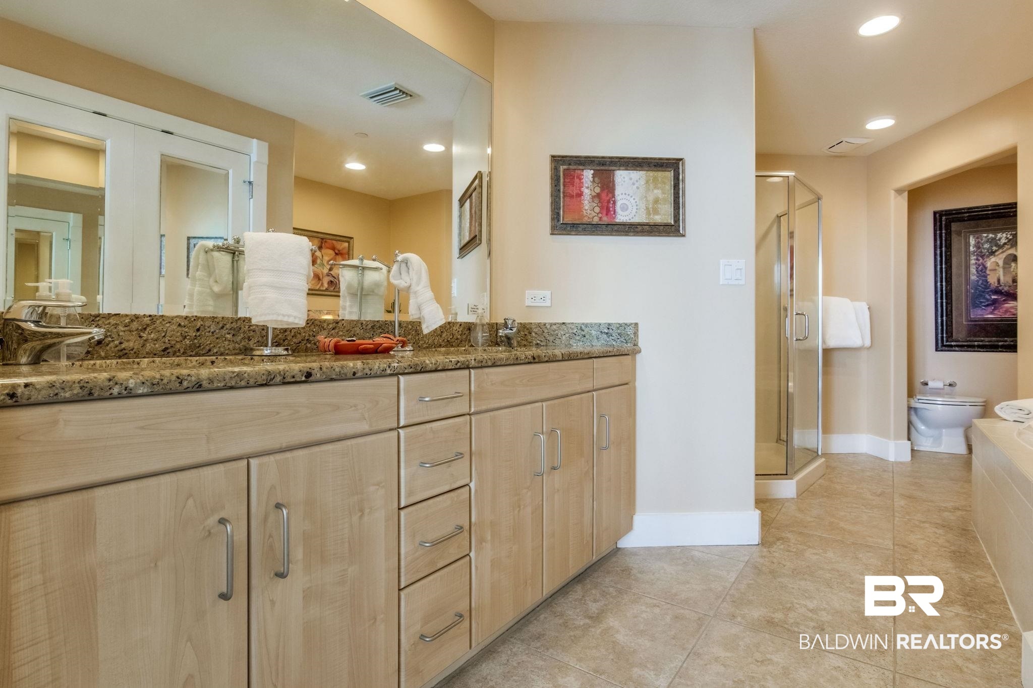 521 W Beach Boulevard 702