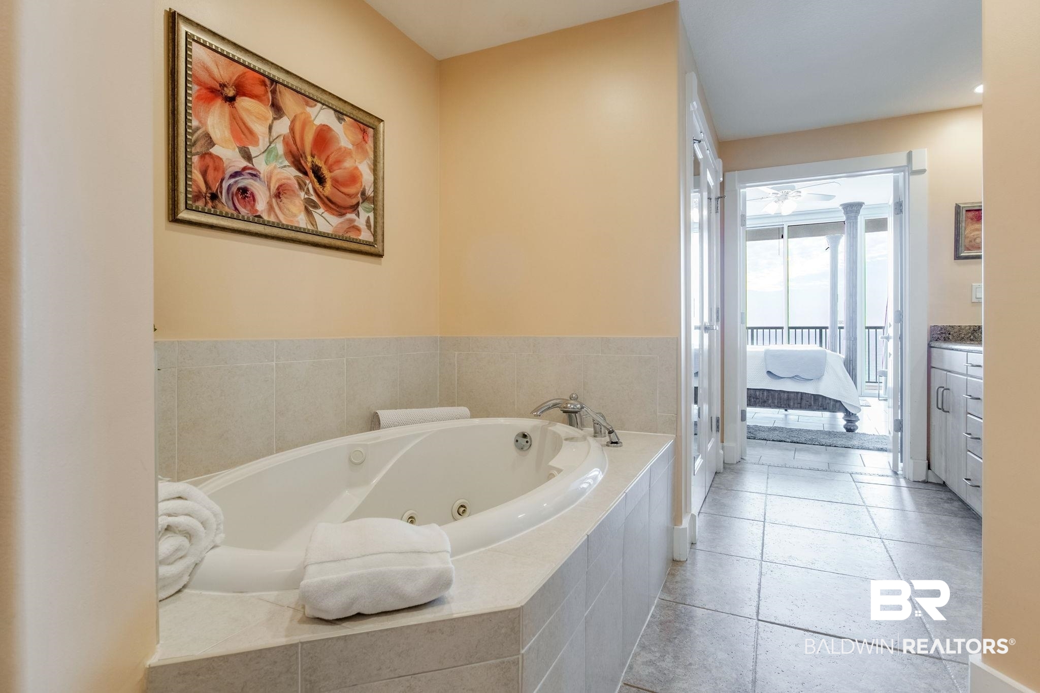 521 W Beach Boulevard 702