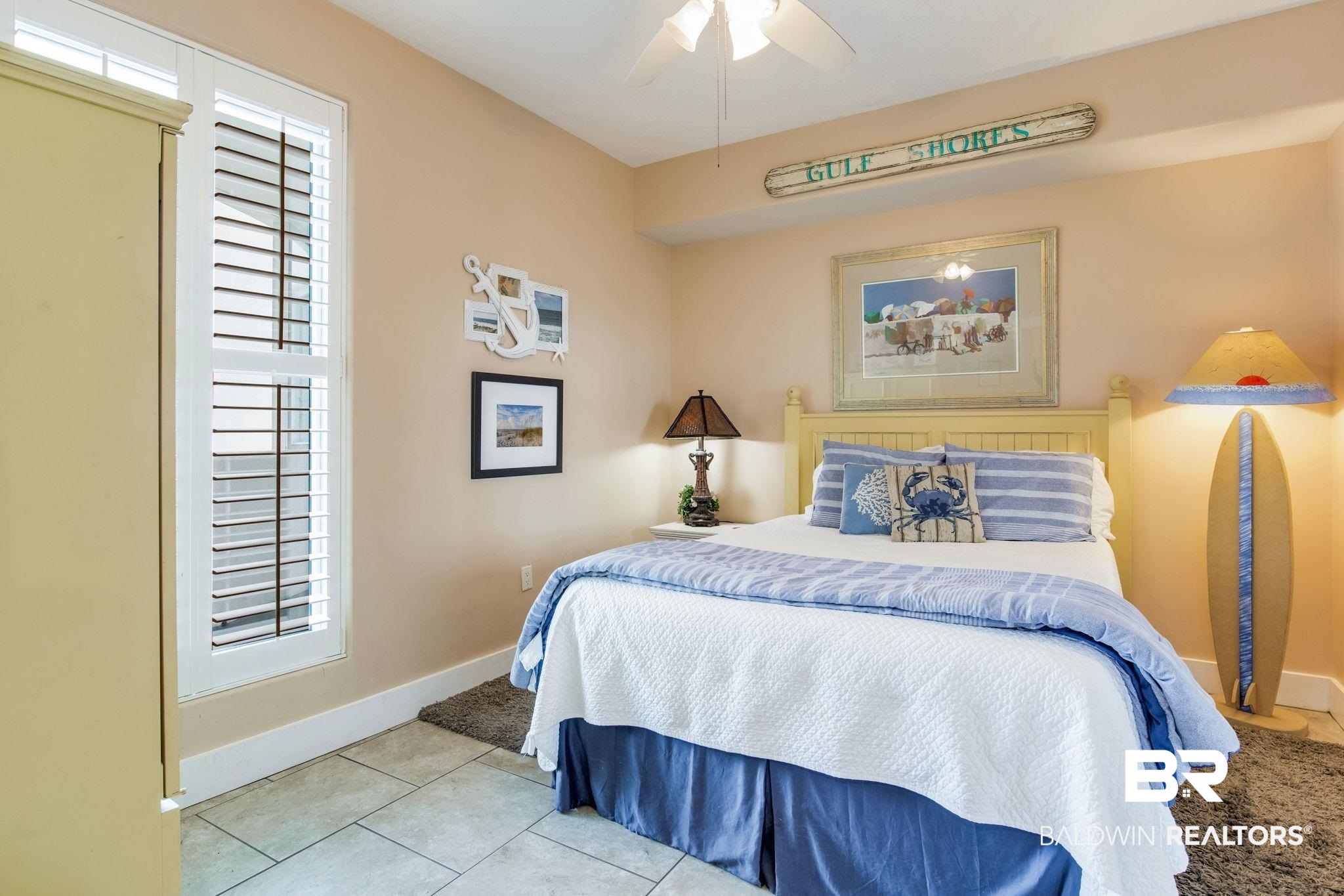 521 W Beach Boulevard 702