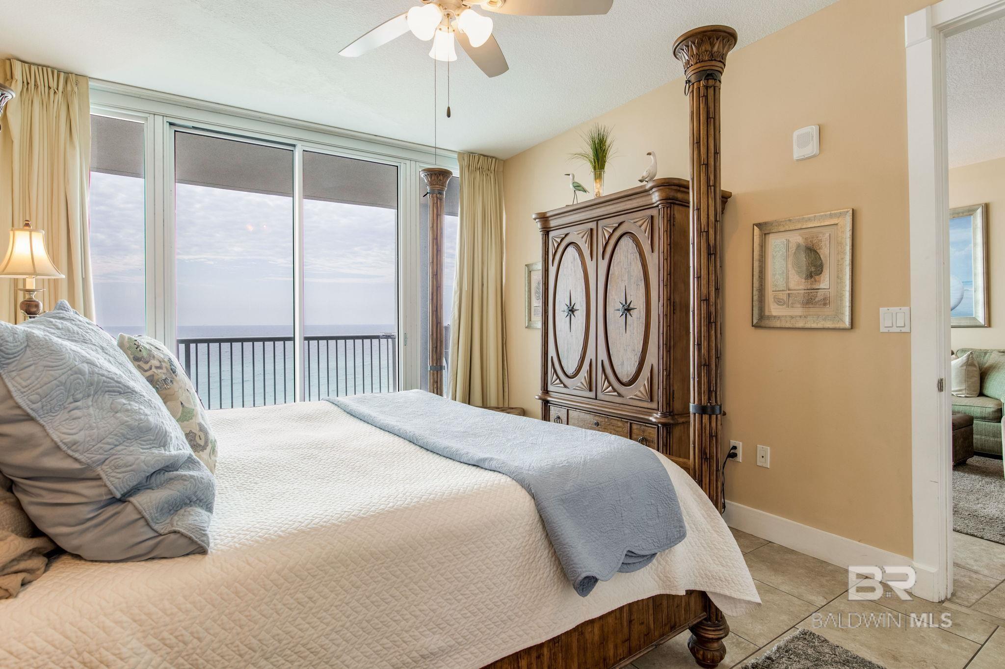 521 W Beach Boulevard 702