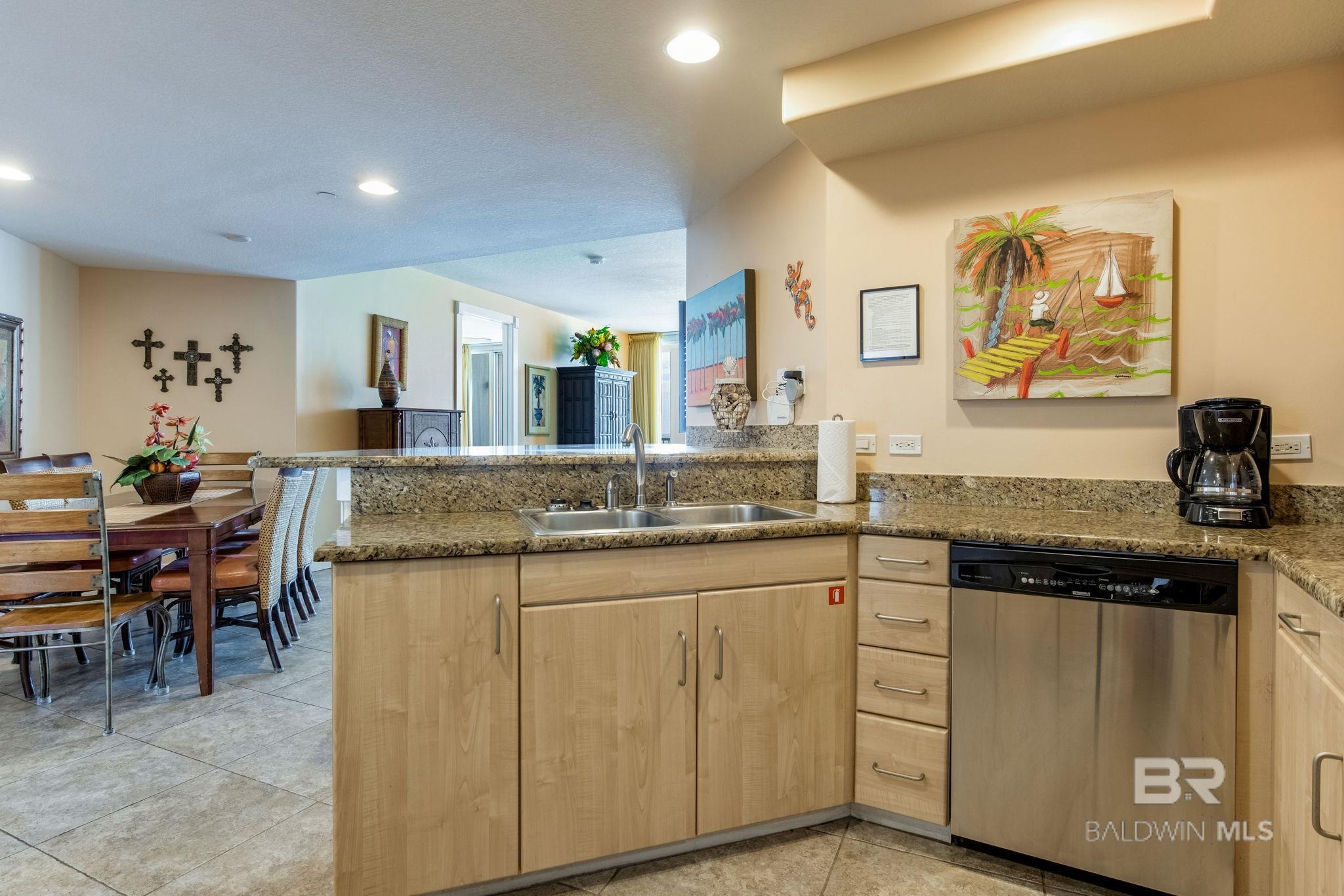 521 W Beach Boulevard 702