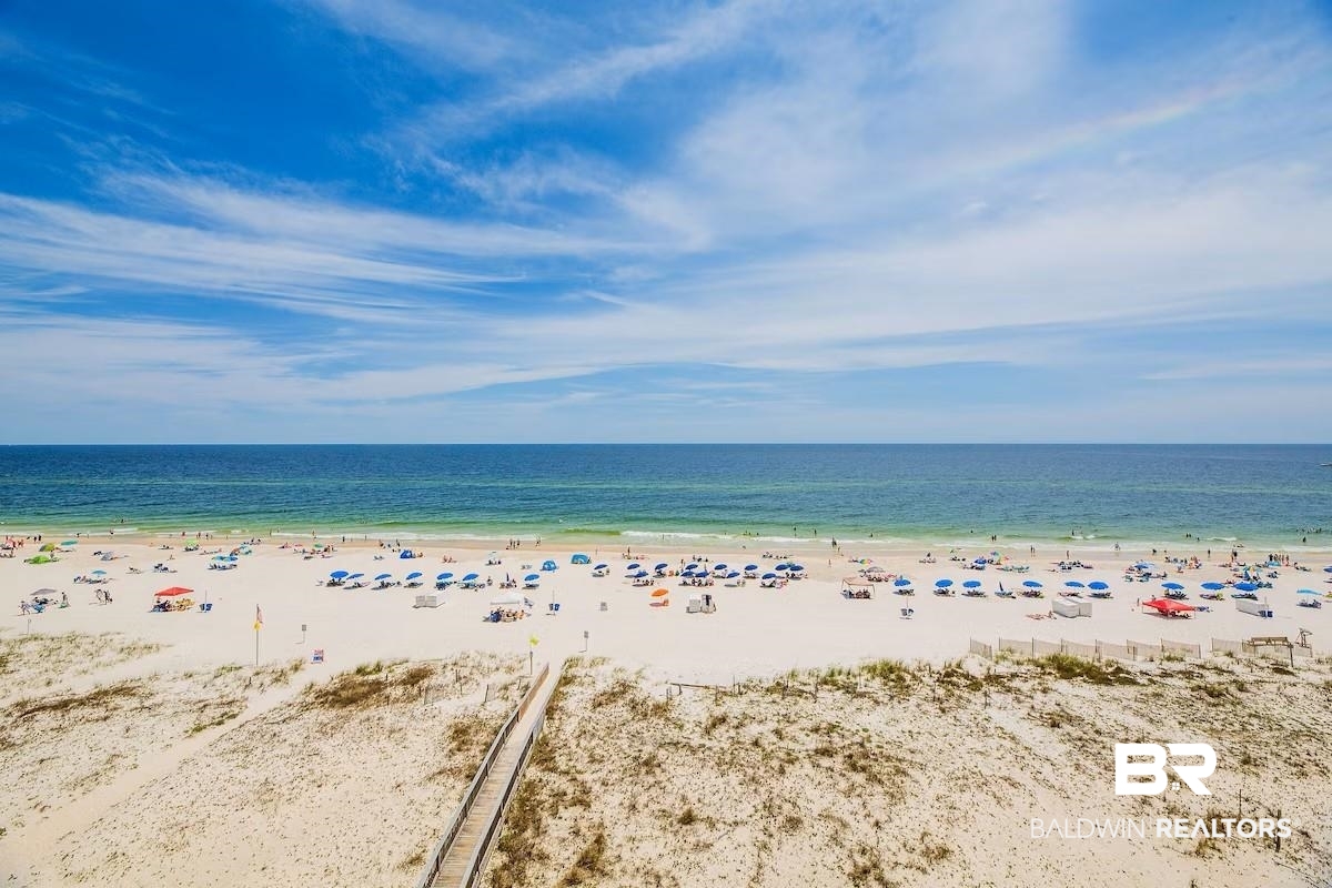 521 W Beach Boulevard 702