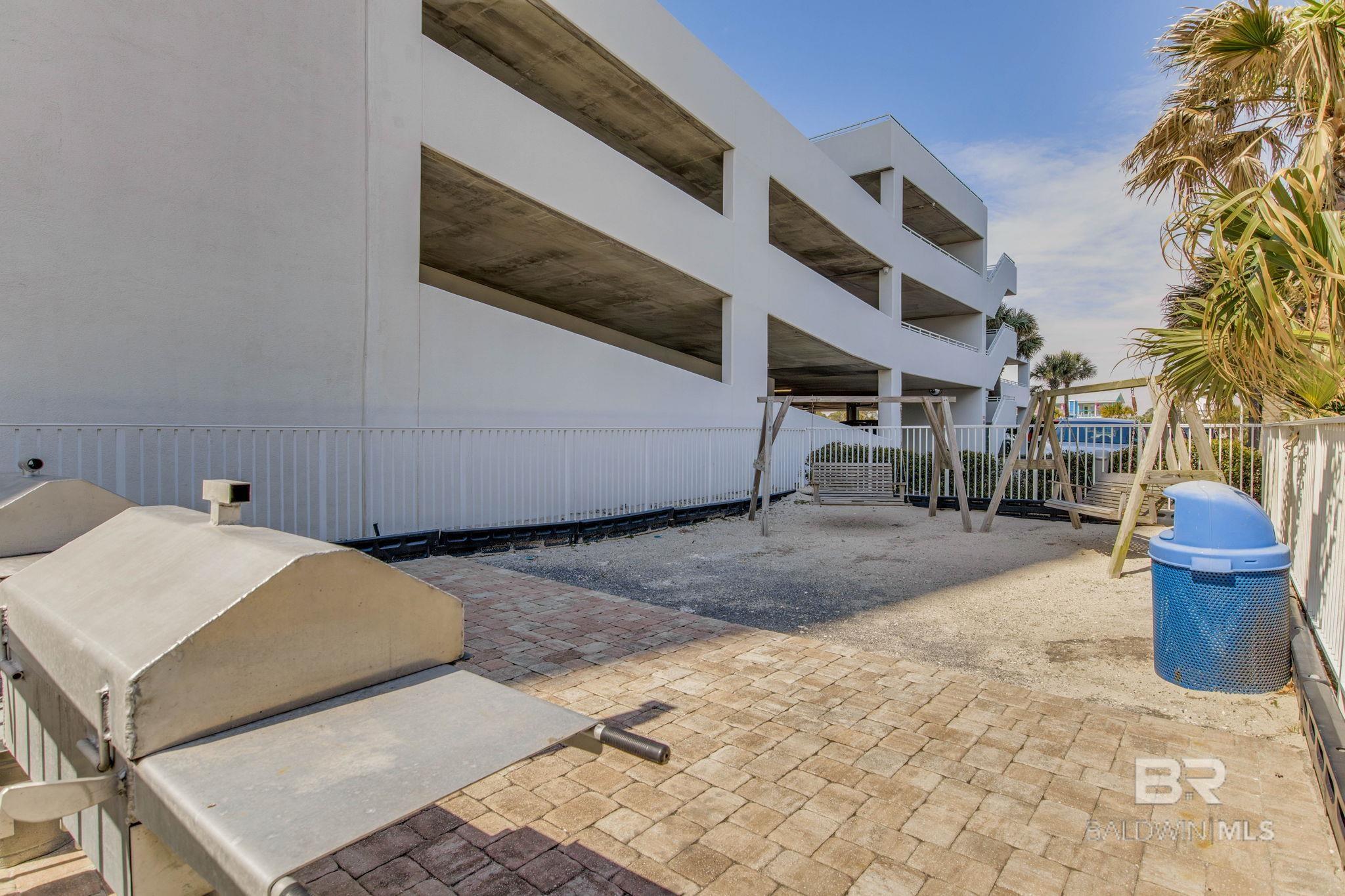 521 W Beach Boulevard 702