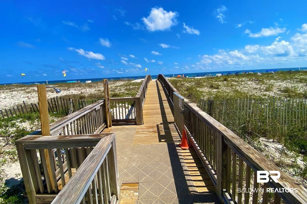 521 W Beach Boulevard 702