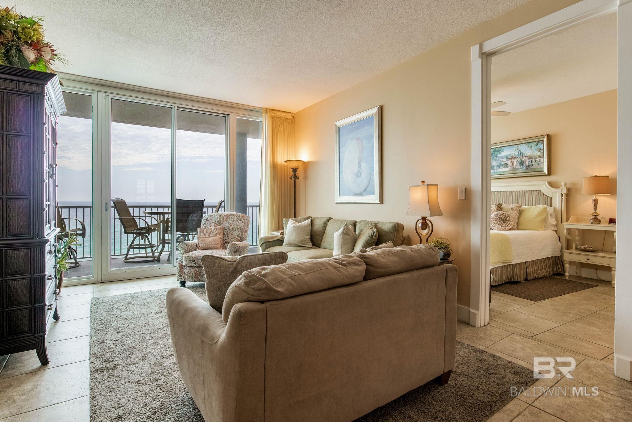 521 W Beach Boulevard 702
