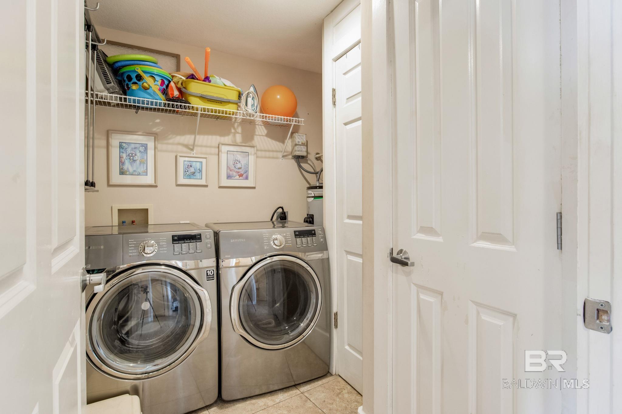 521 W Beach Boulevard 702