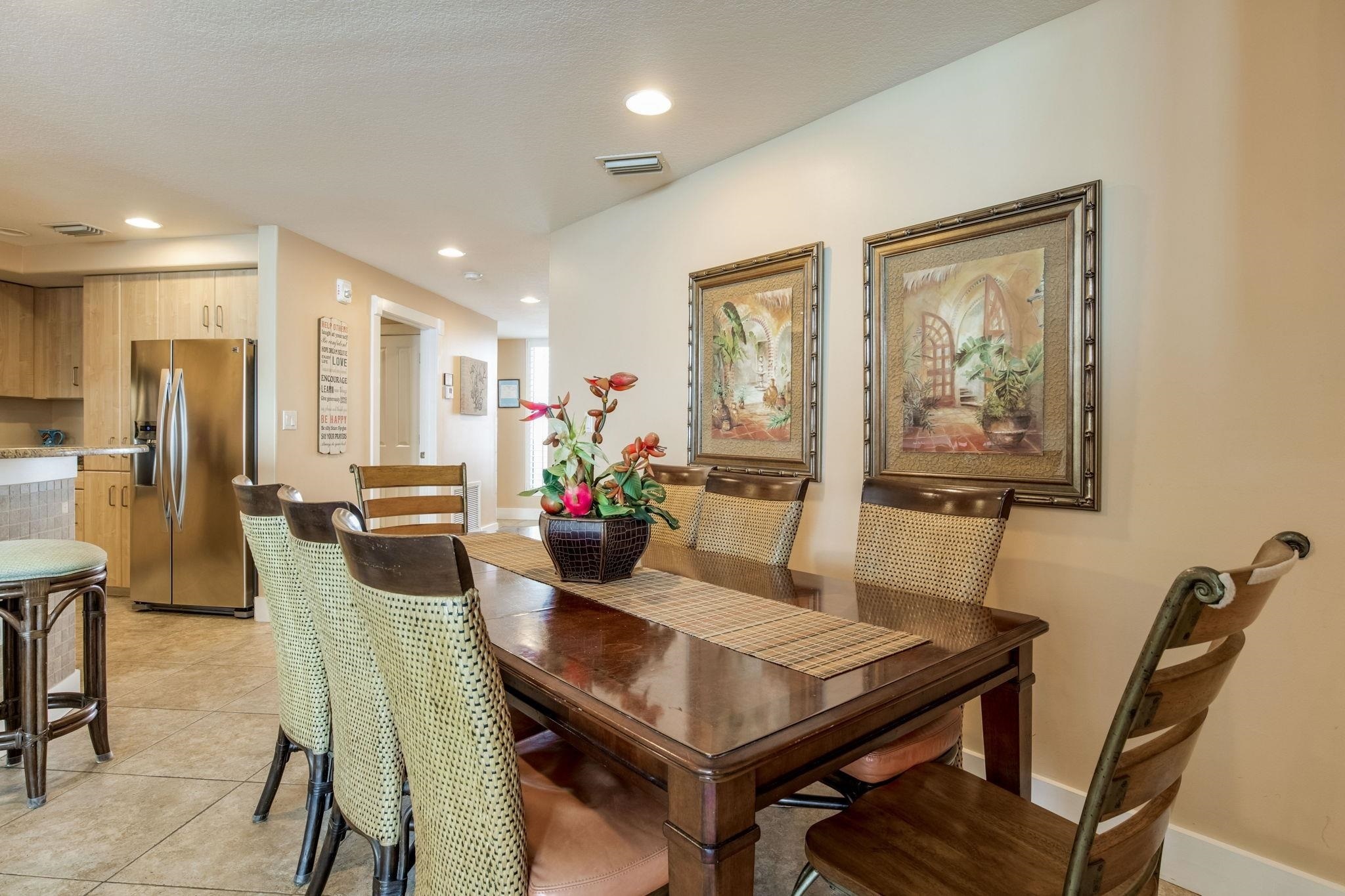 521 W Beach Boulevard 702