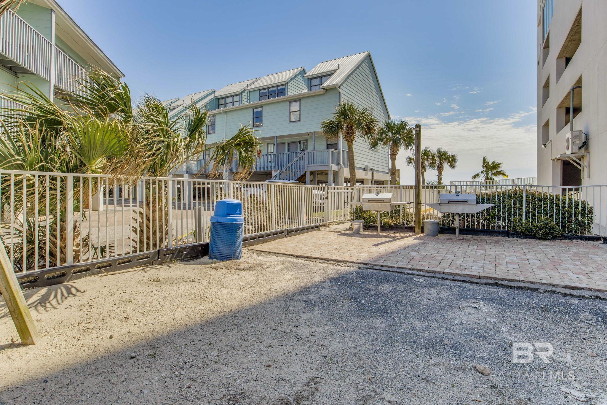 521 W Beach Boulevard 702
