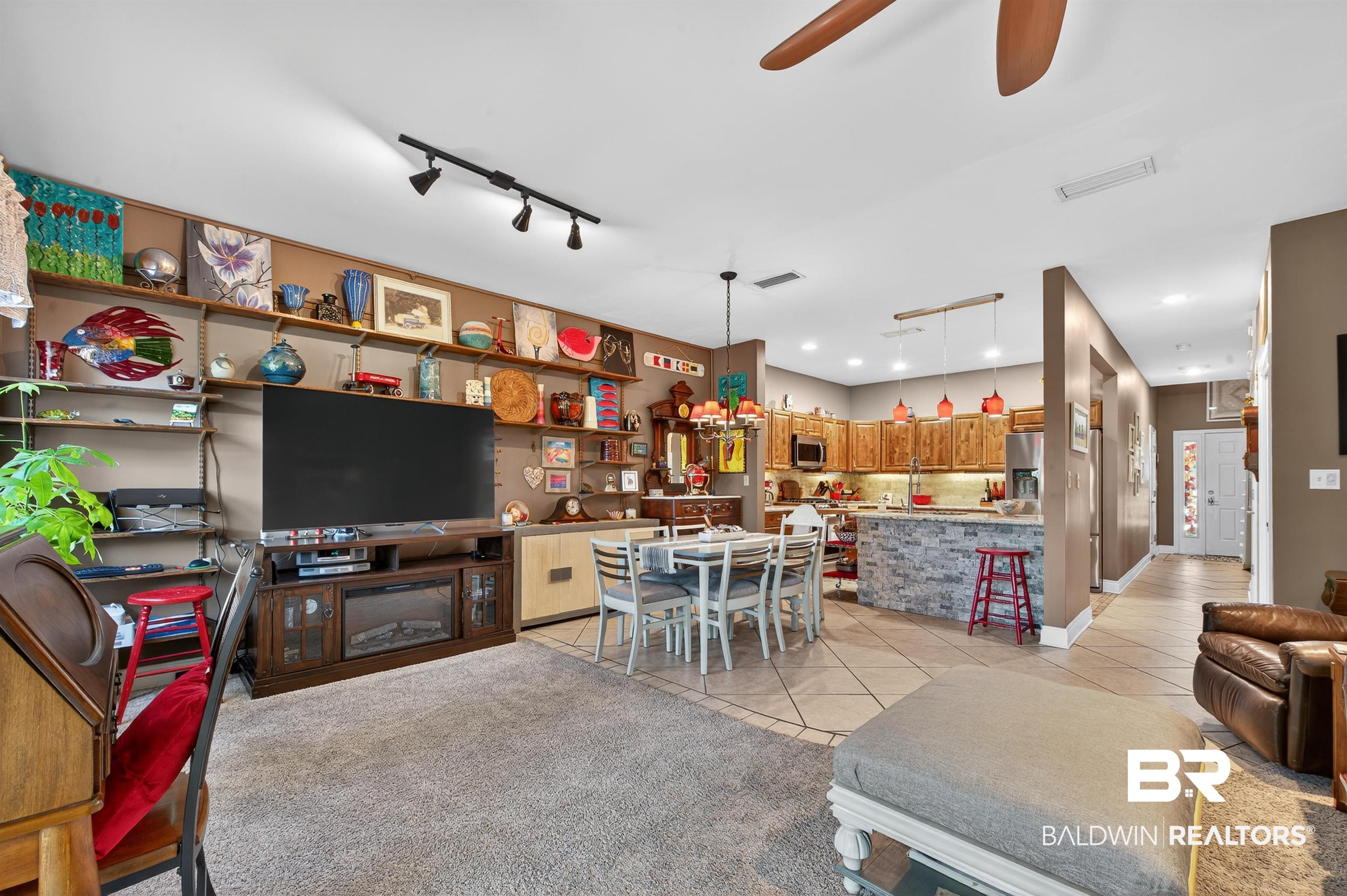 4615 Nancy Lane 7