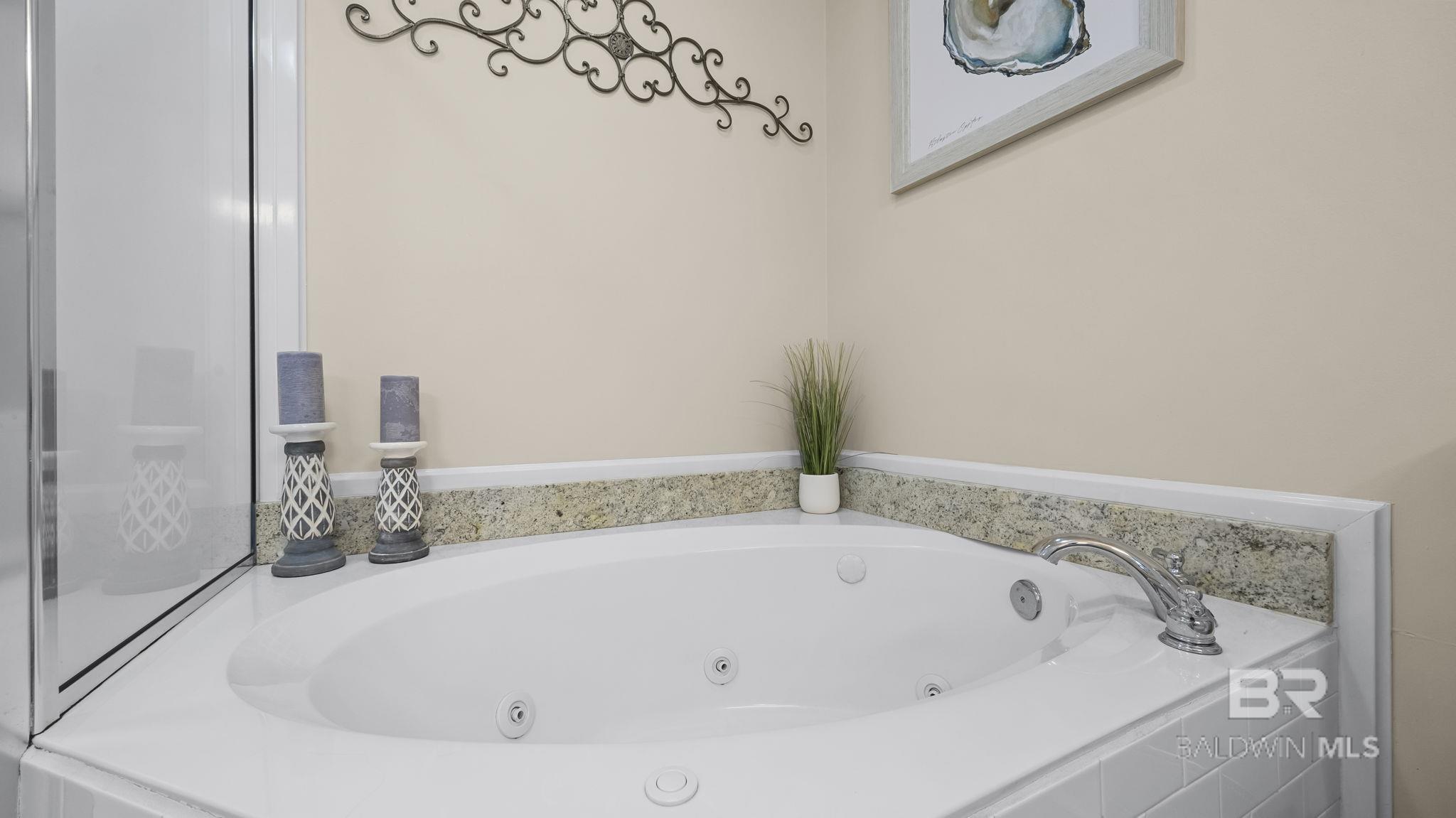 27580 E Canal Road 1526