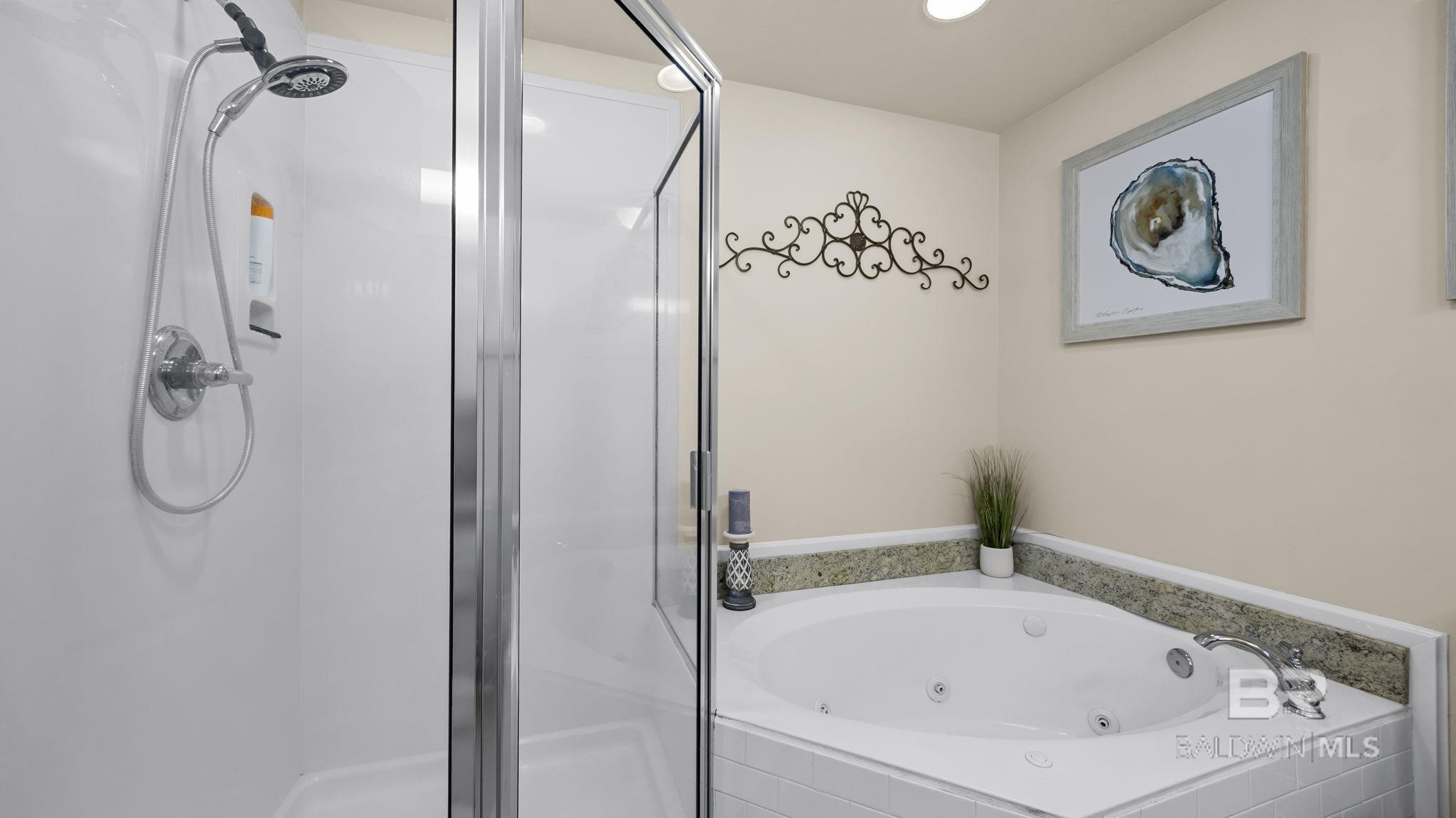 27580 E Canal Road 1526