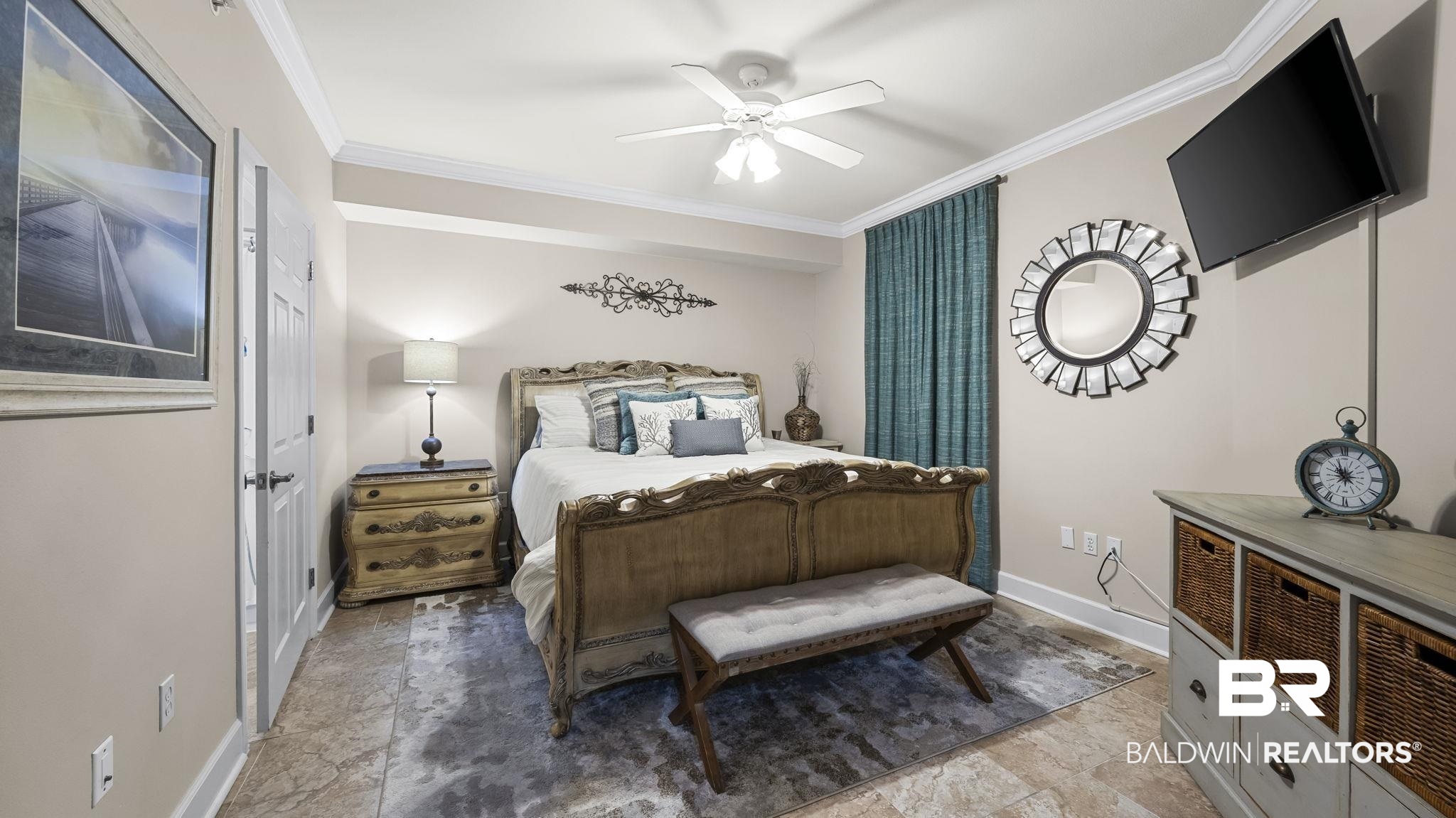 27580 E Canal Road 1526
