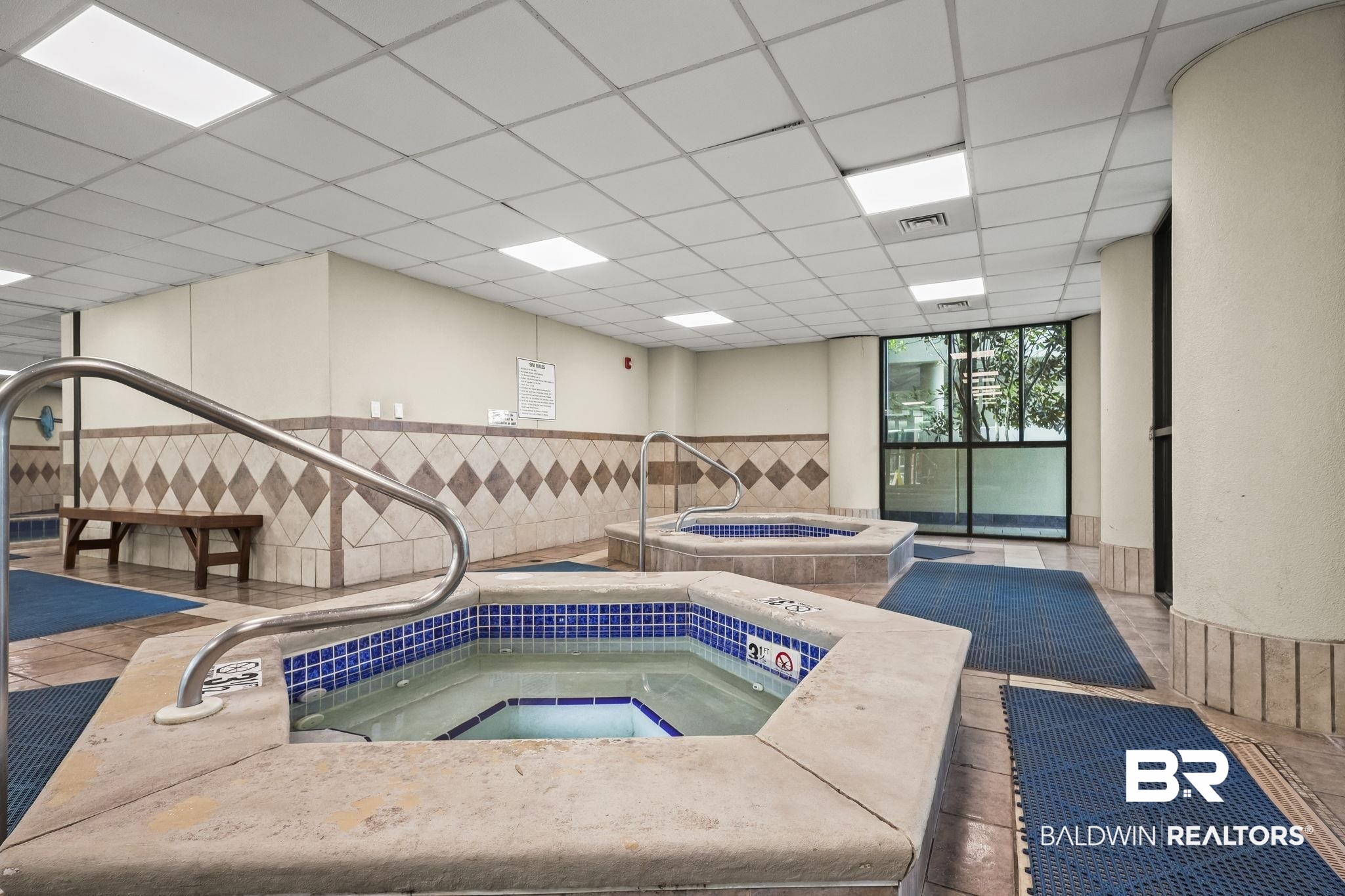 27580 E Canal Road 1526