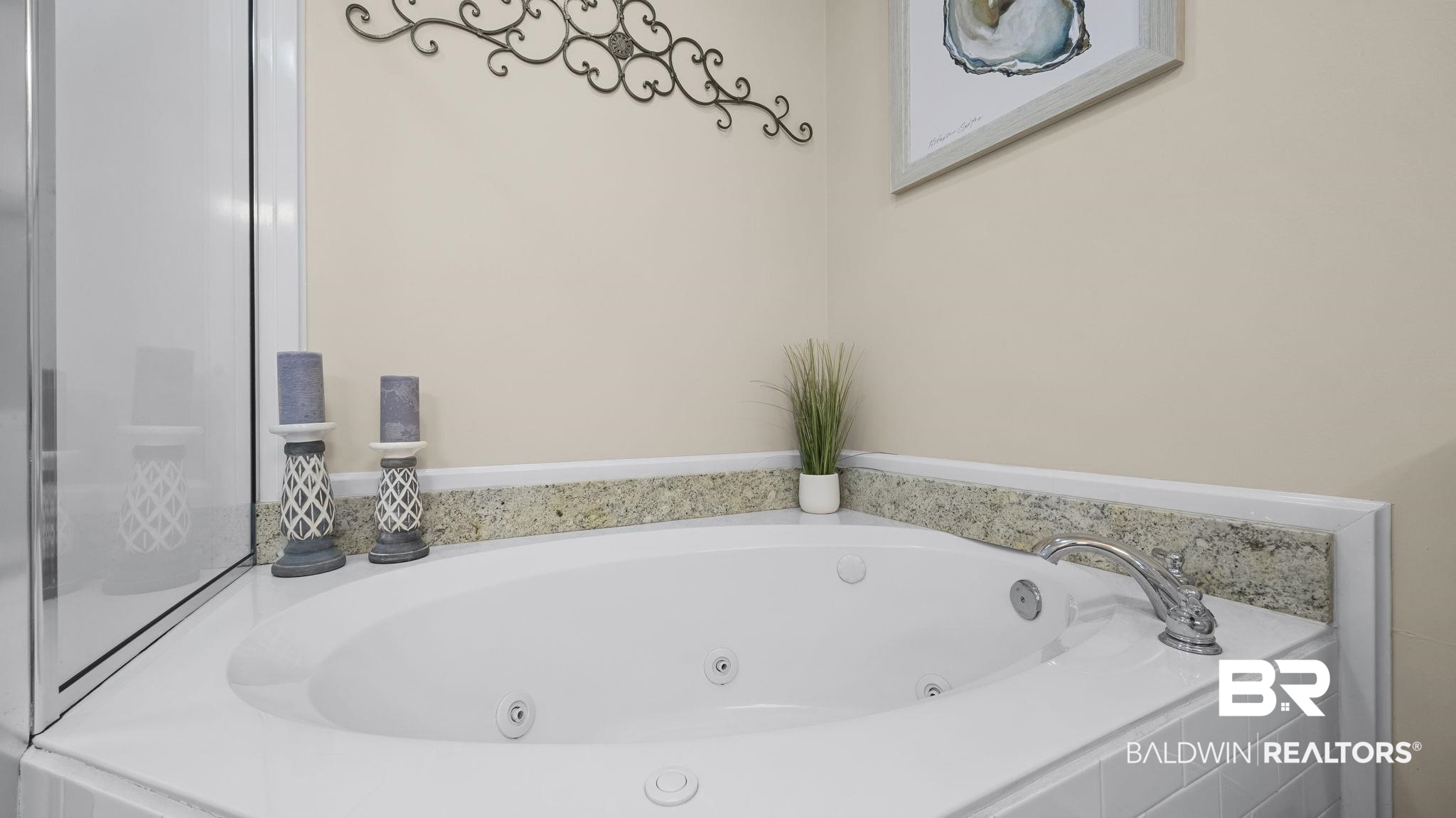 27580 E Canal Road 1526