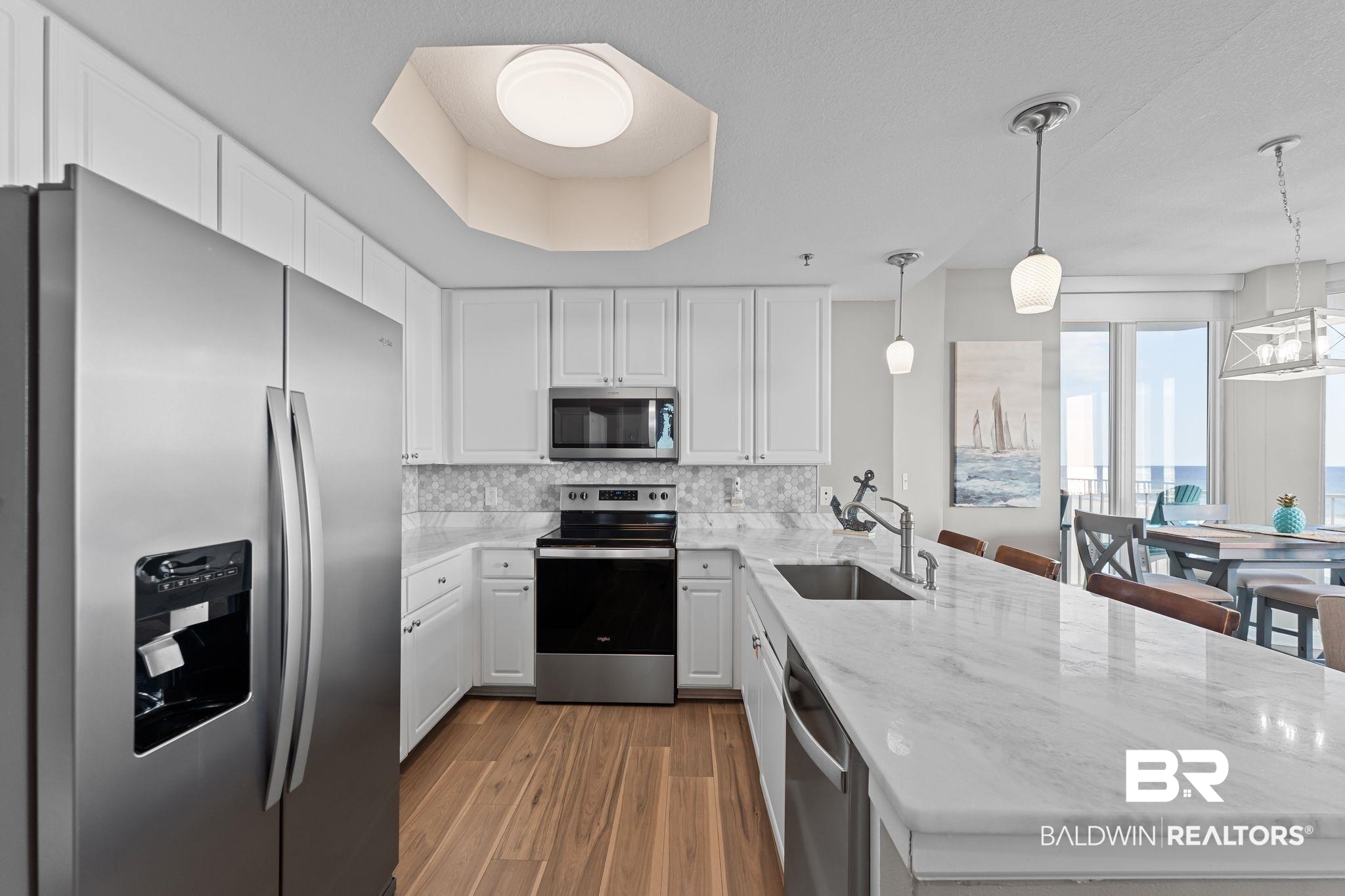 455 E Beach Boulevard 201