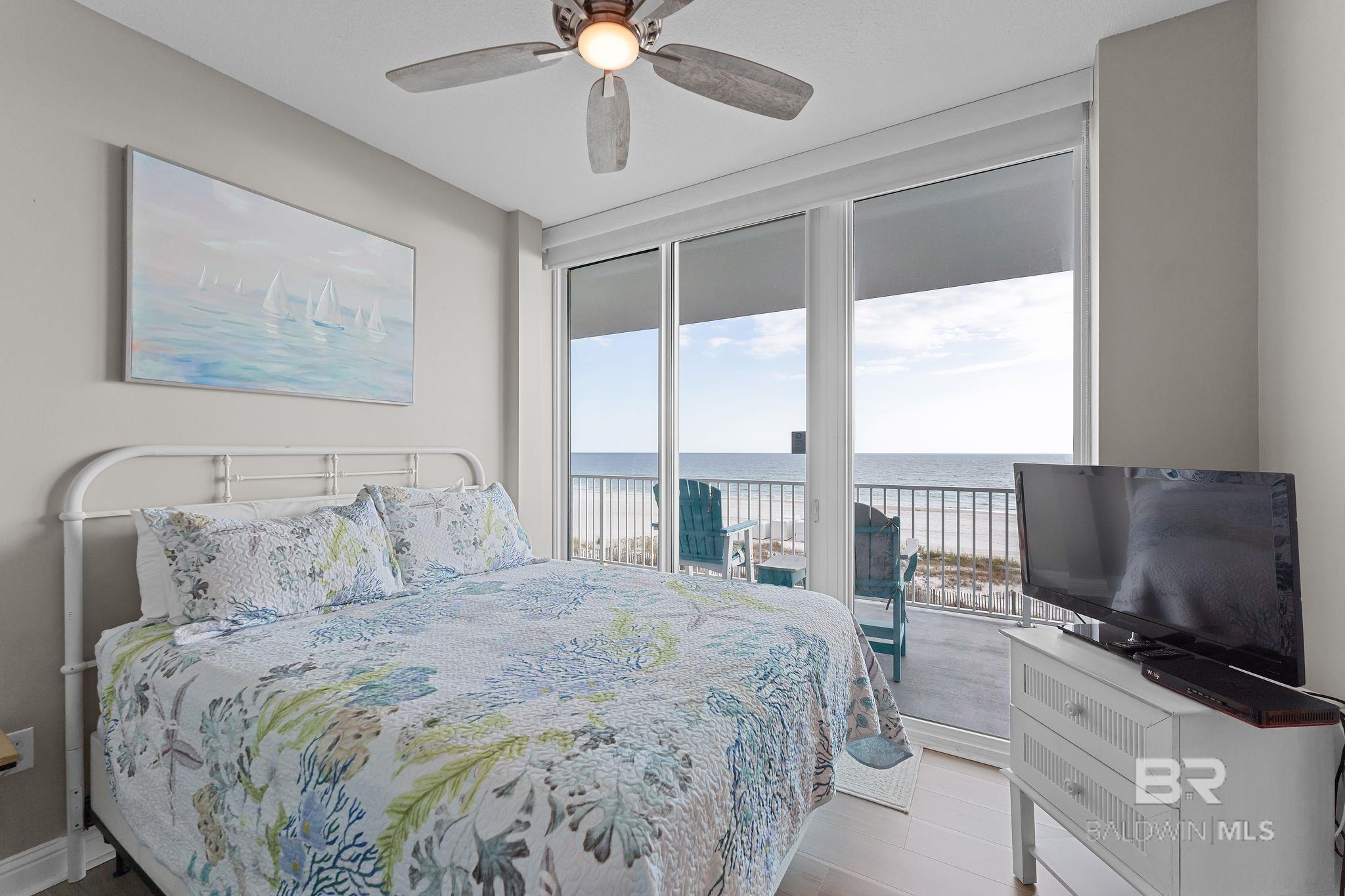 455 E Beach Boulevard 201