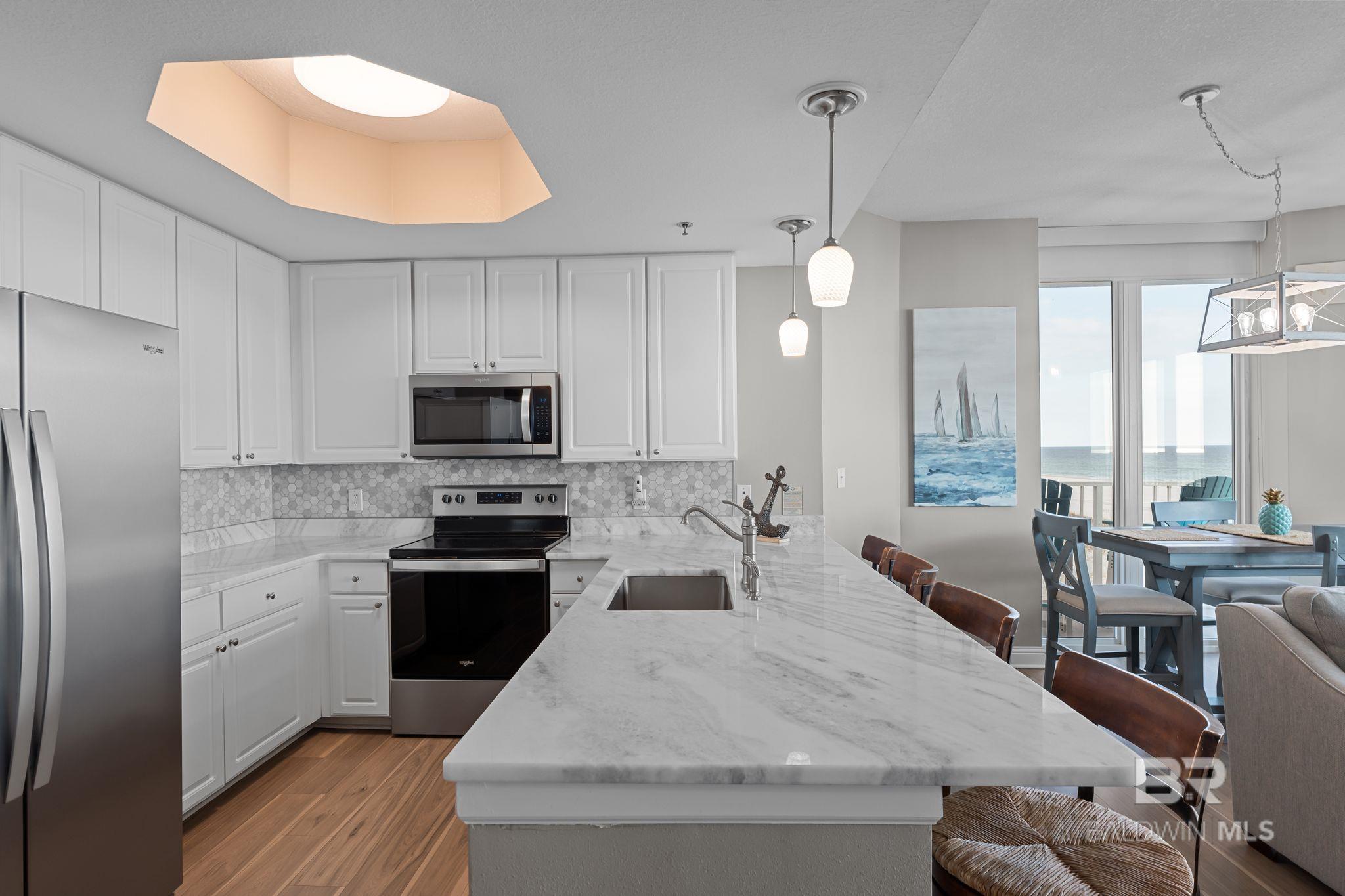 455 E Beach Boulevard 201