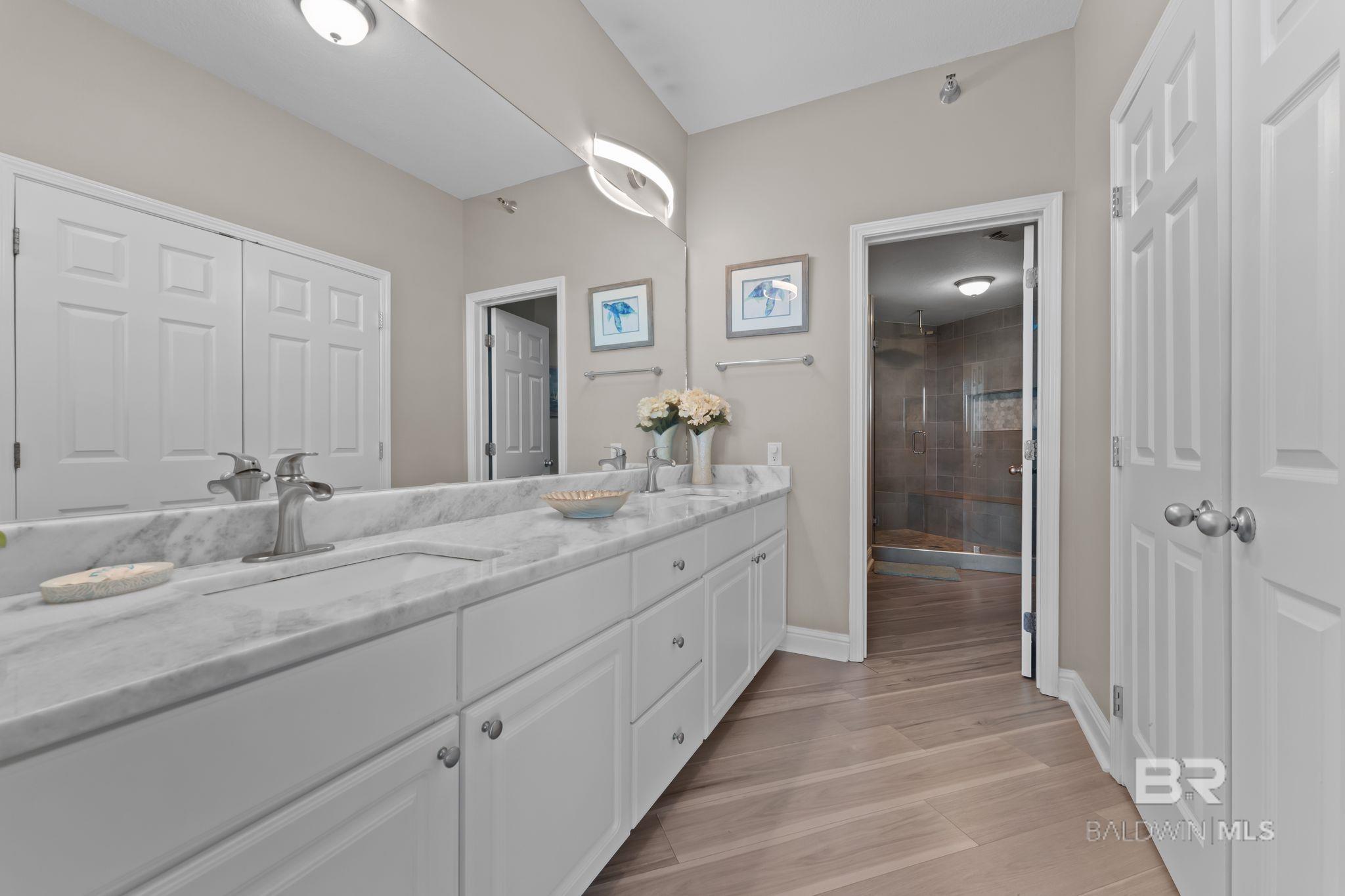 455 E Beach Boulevard 201