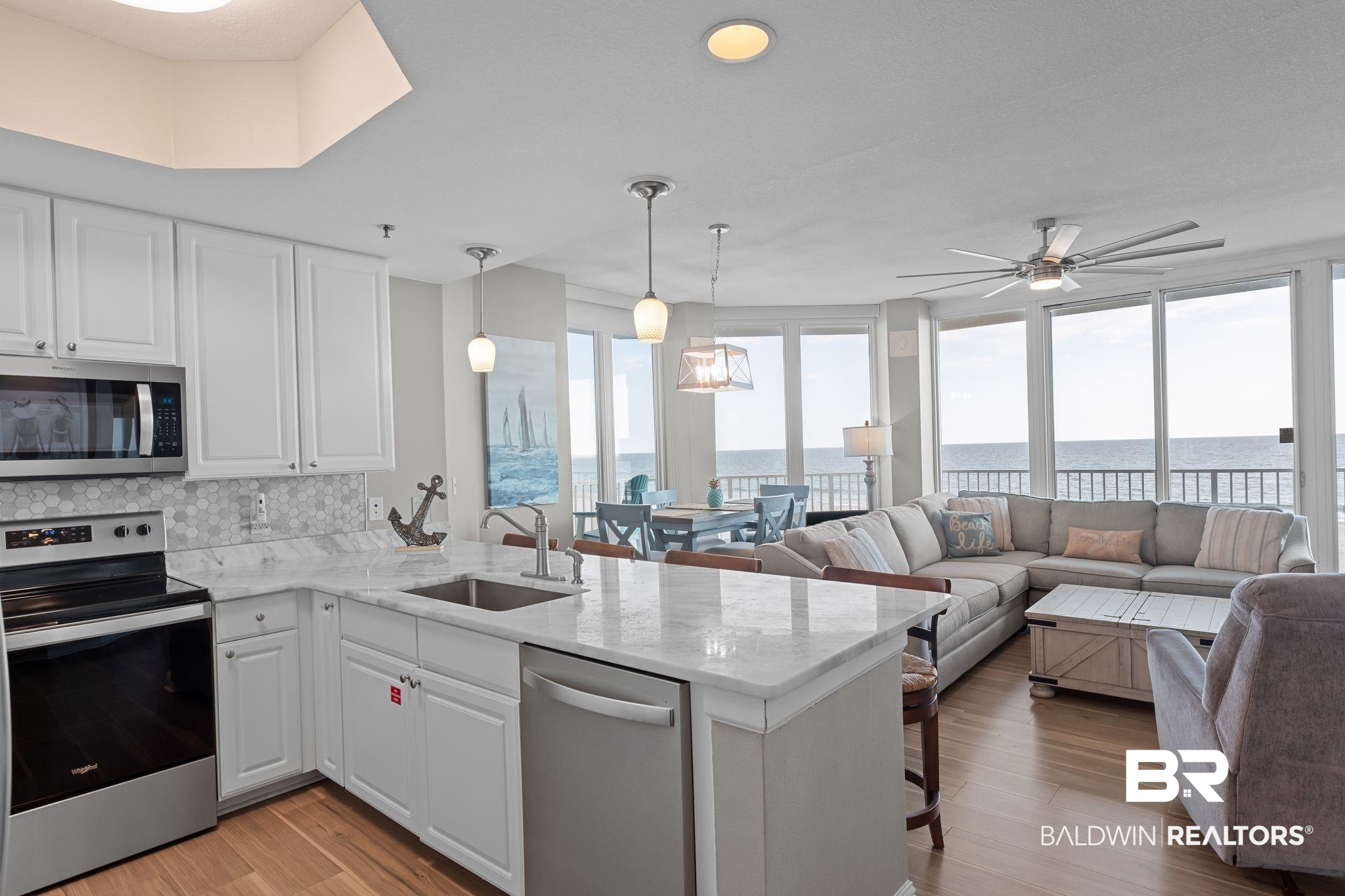 455 E Beach Boulevard 201