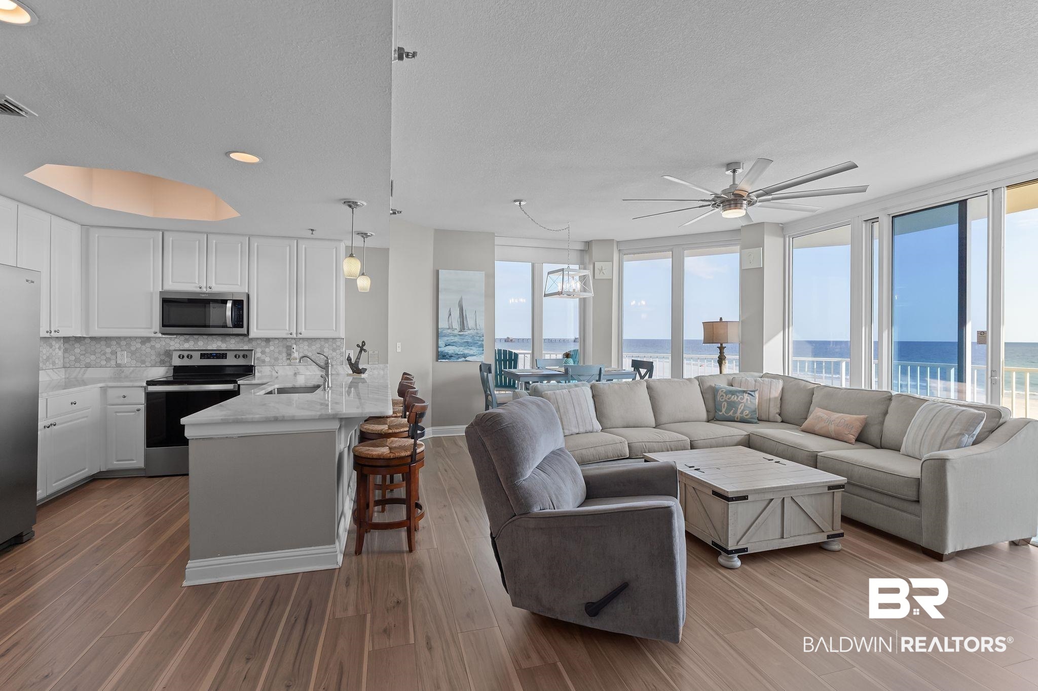 455 E Beach Boulevard 201