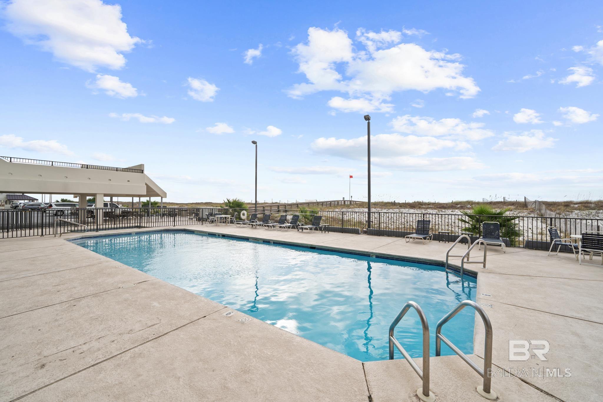 407 W Beach Boulevard 879