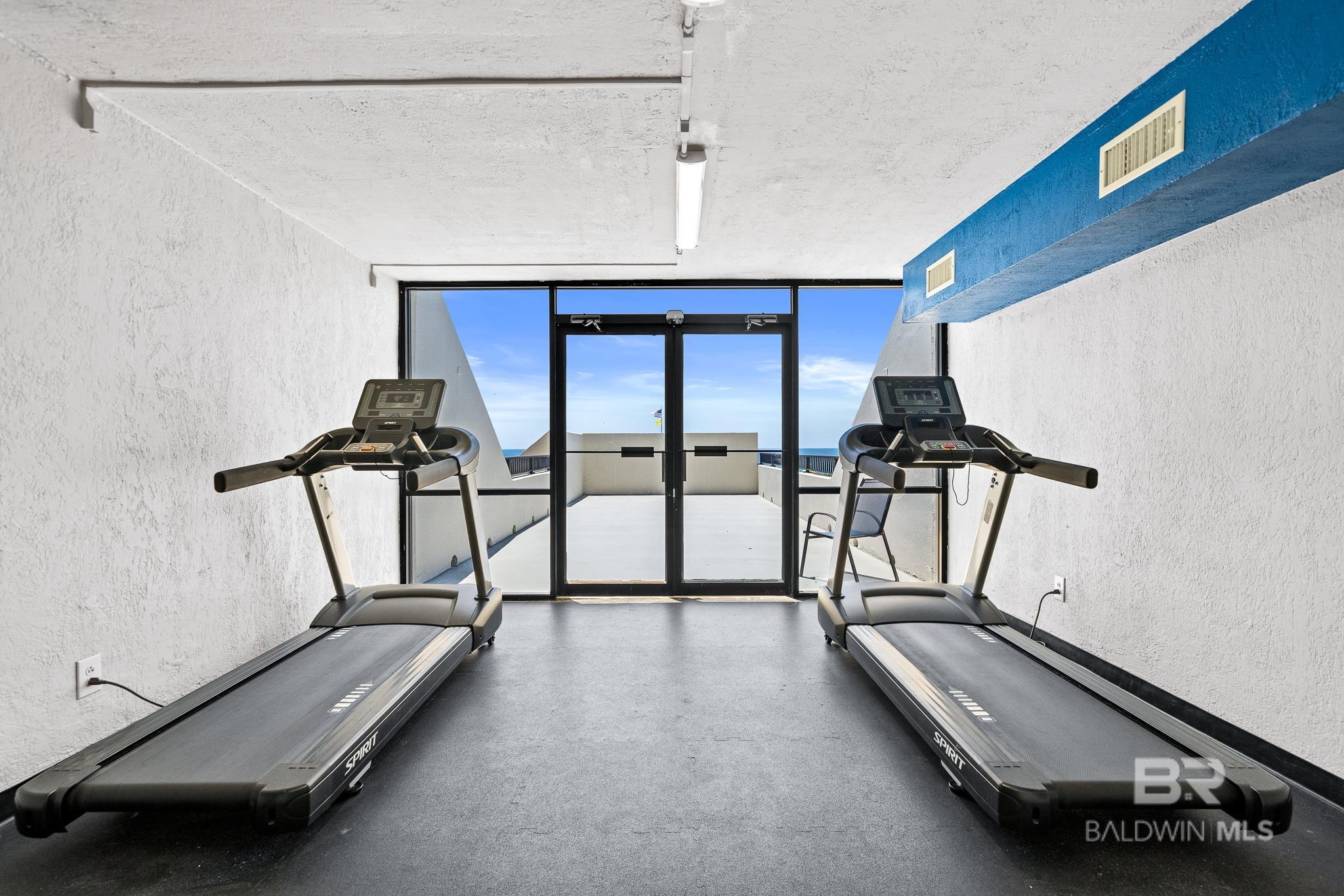 407 W Beach Boulevard 879