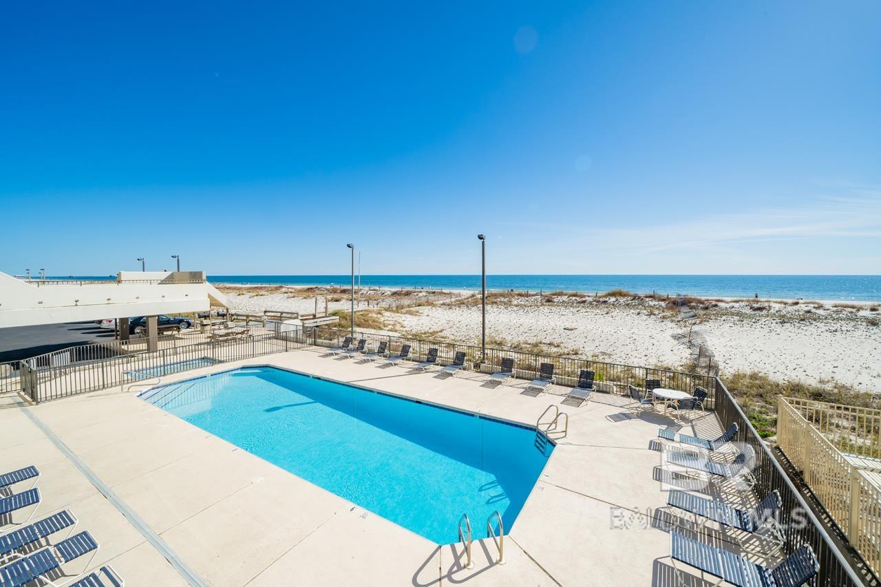 407 W Beach Boulevard 879
