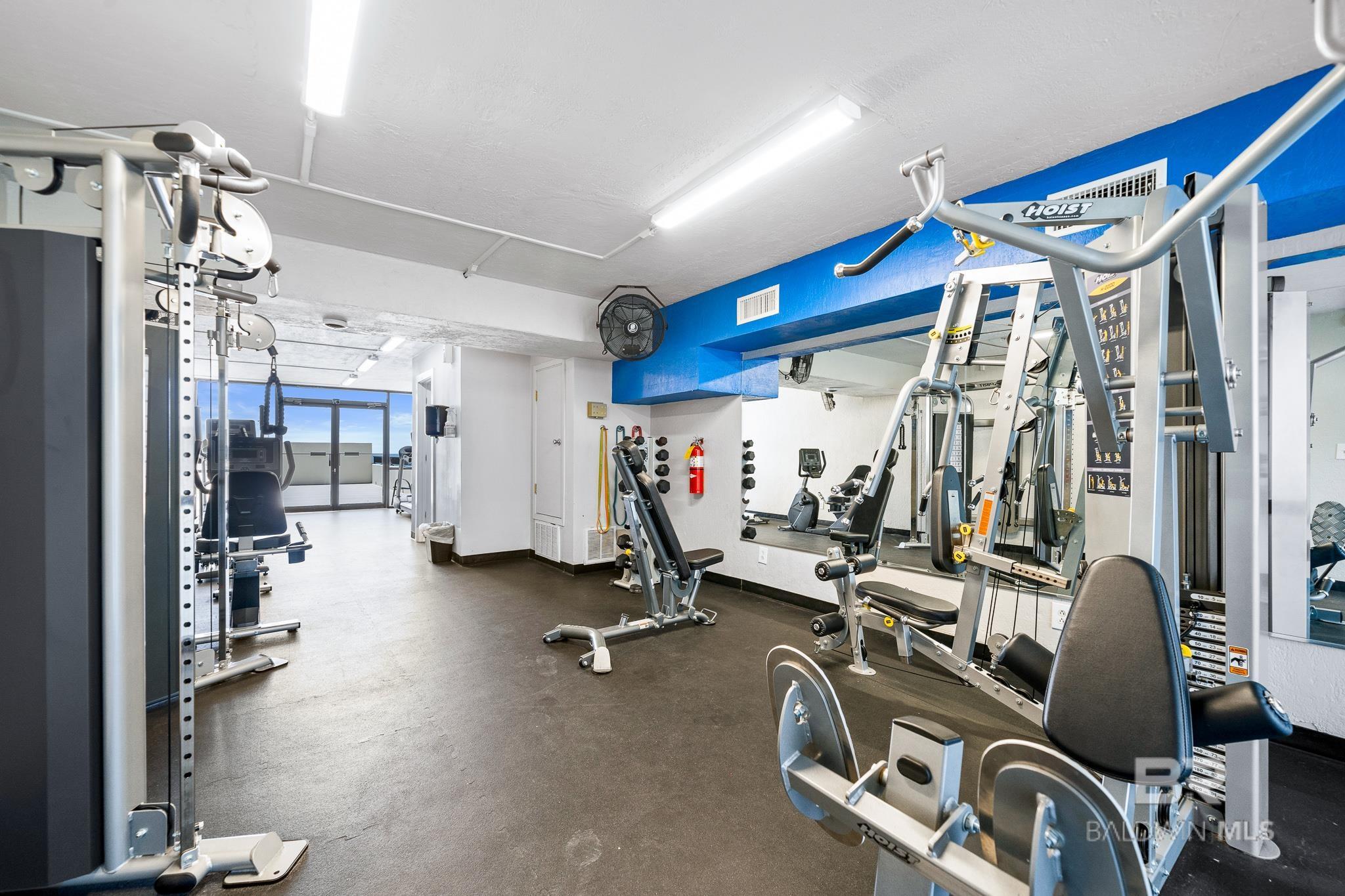407 W Beach Boulevard 879