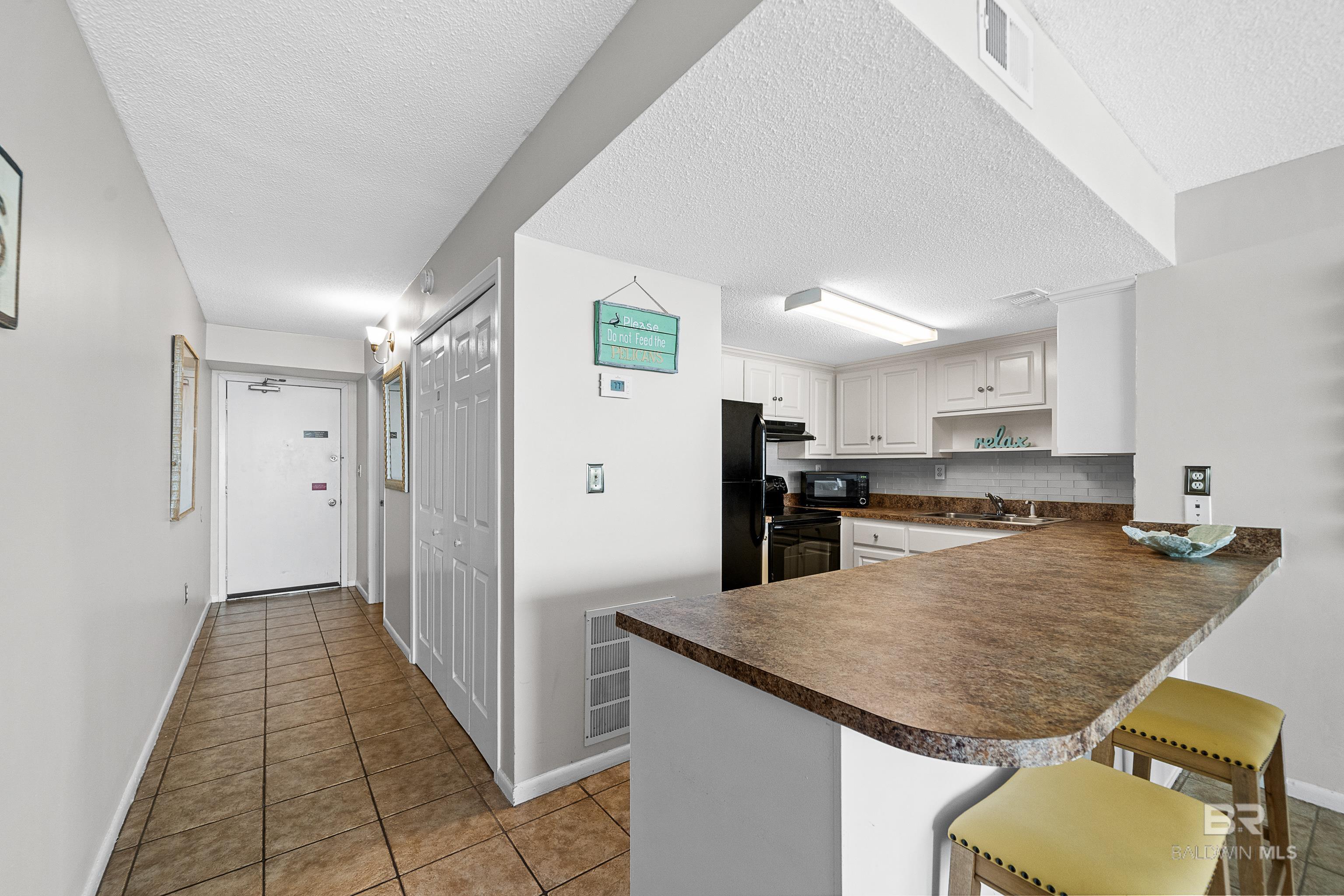 407 W Beach Boulevard 879