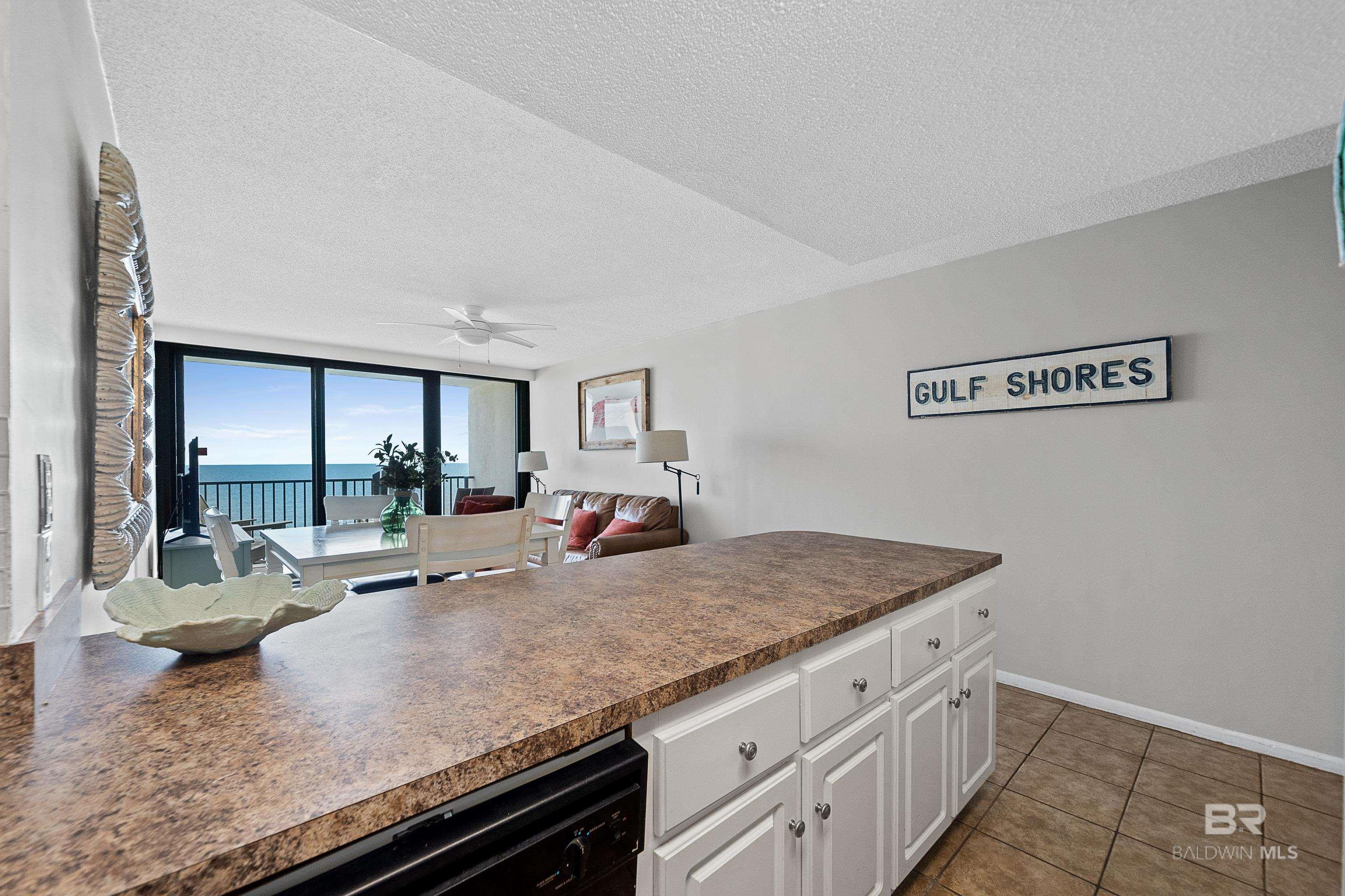 407 W Beach Boulevard 879