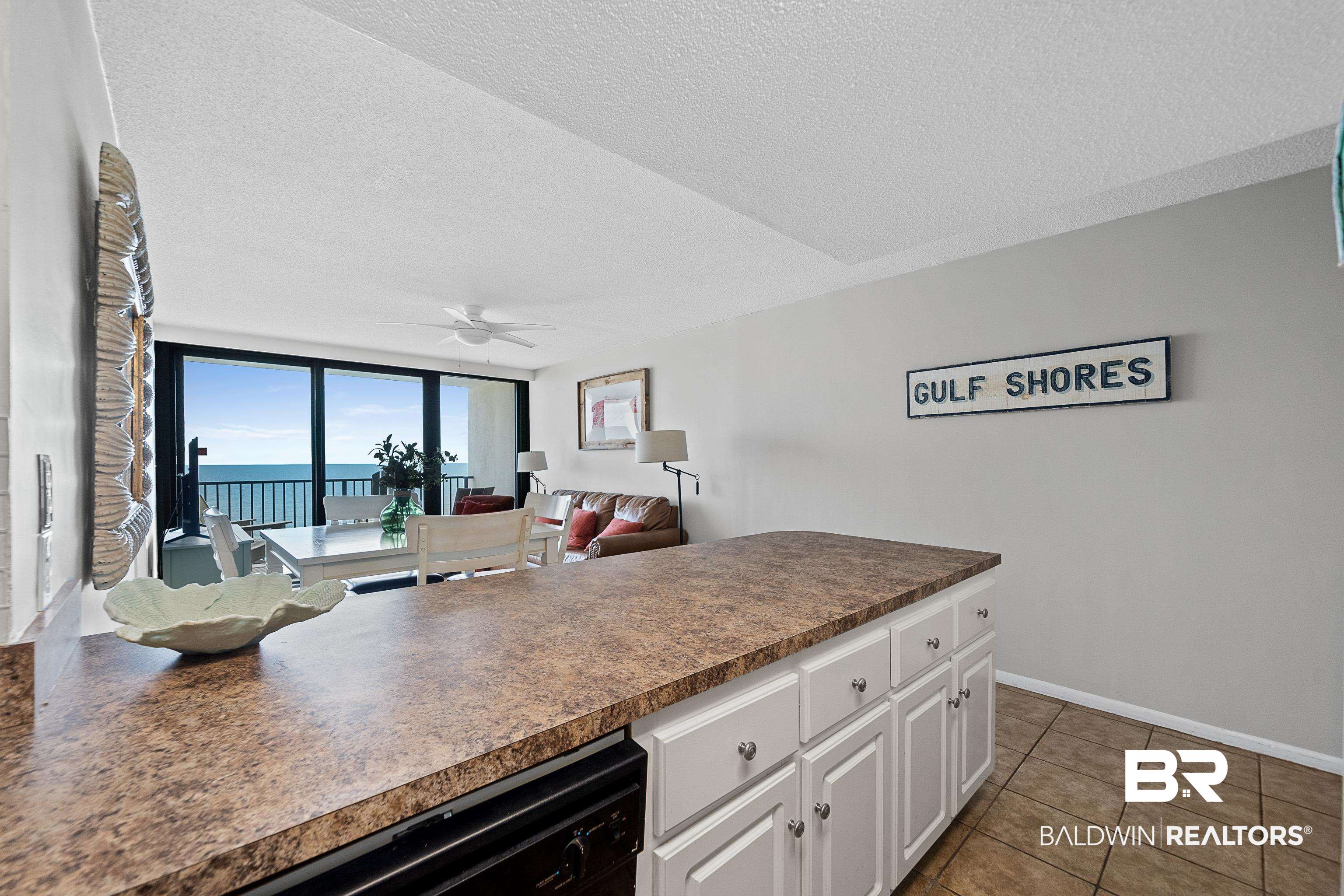 407 W Beach Boulevard 879