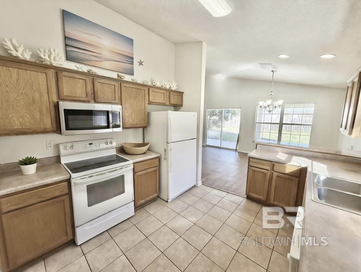16677 Sugar Loop