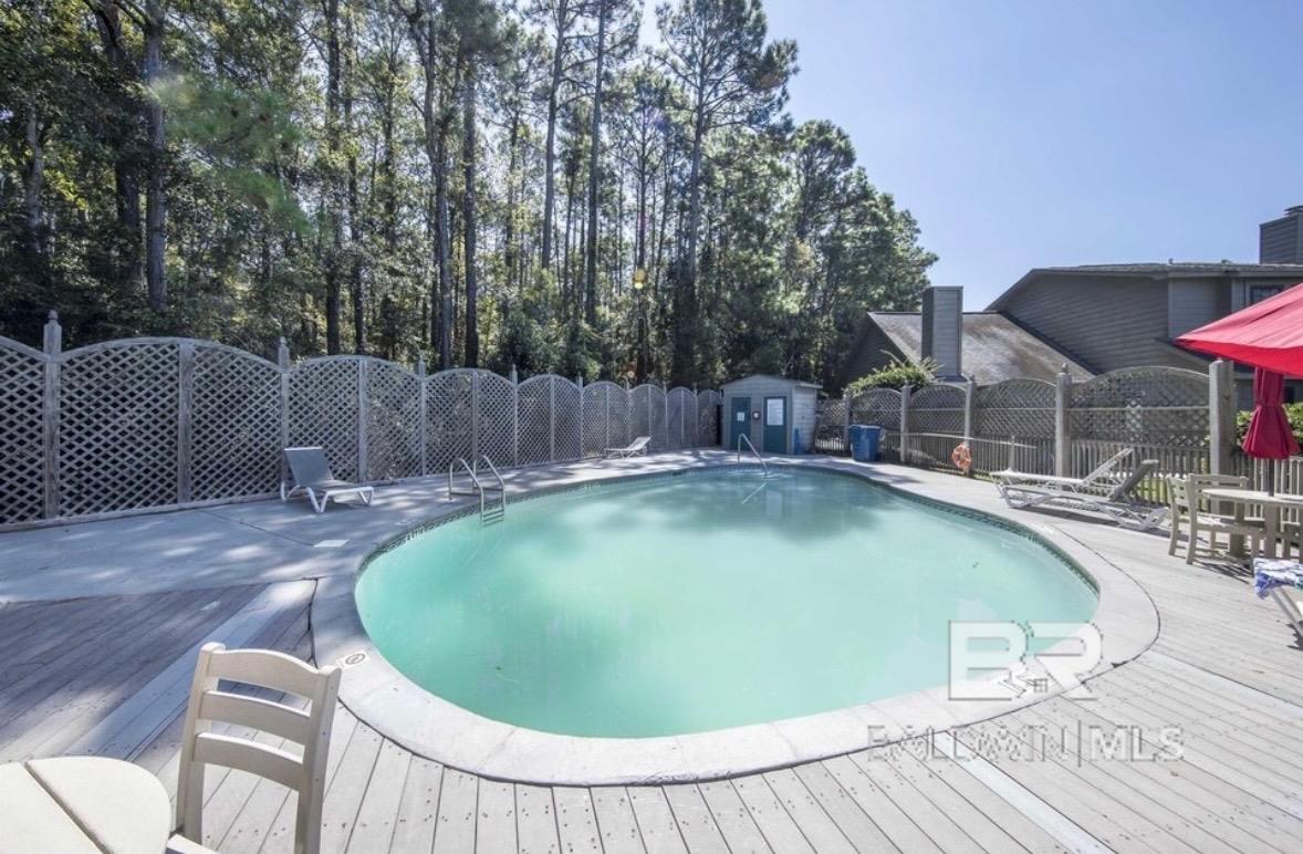 389 Clubhouse Drive U-5/HH3