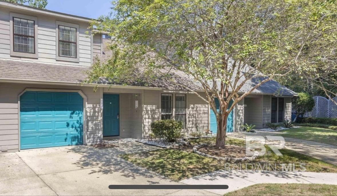 389 Clubhouse Drive U-5/HH3