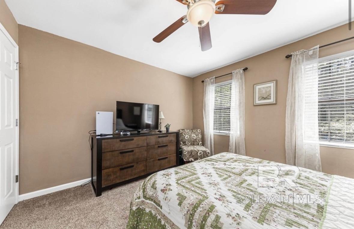 389 Clubhouse Drive U-5/HH3