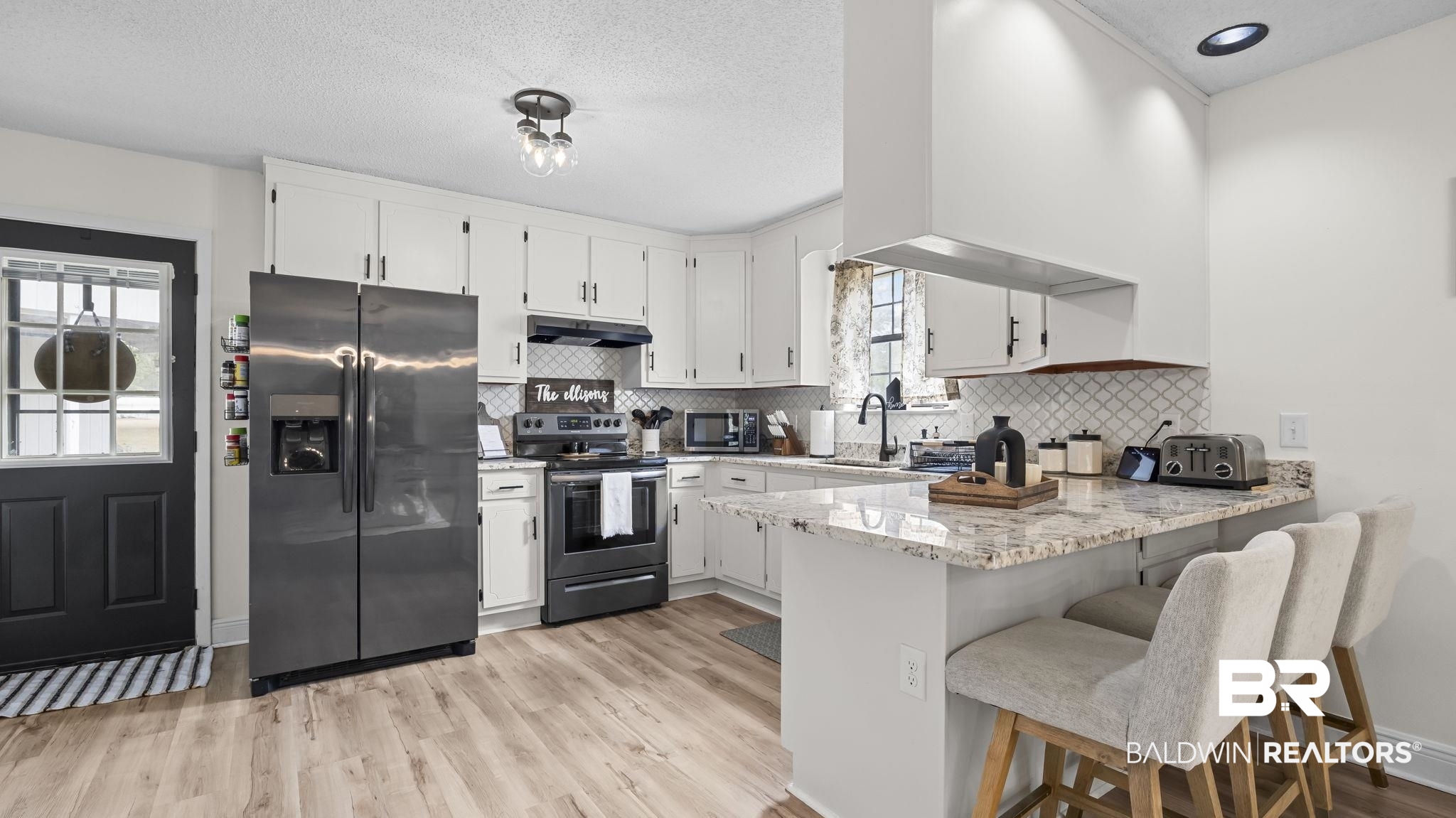 10710 DEERFOOT Lane