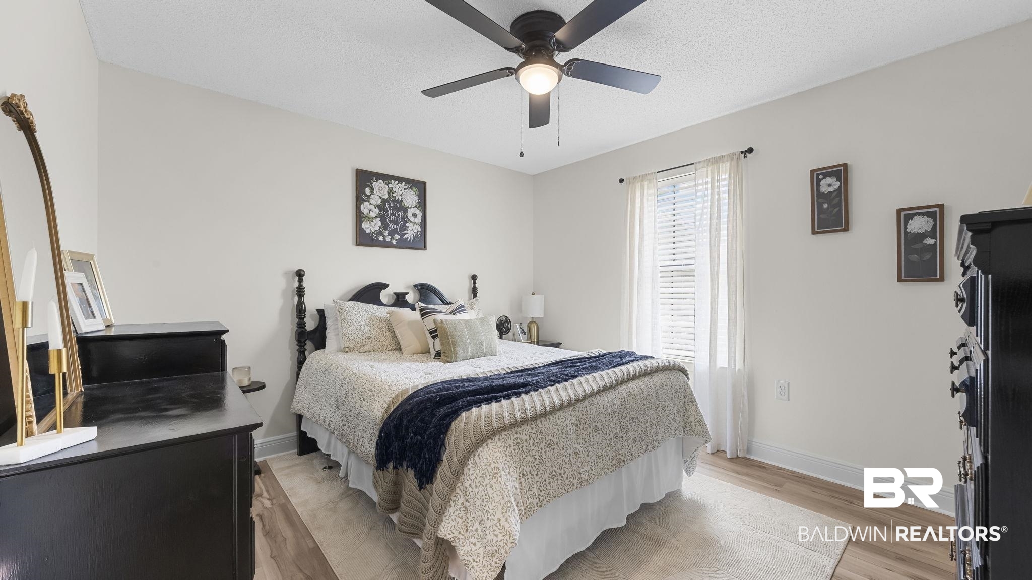 10710 DEERFOOT Lane