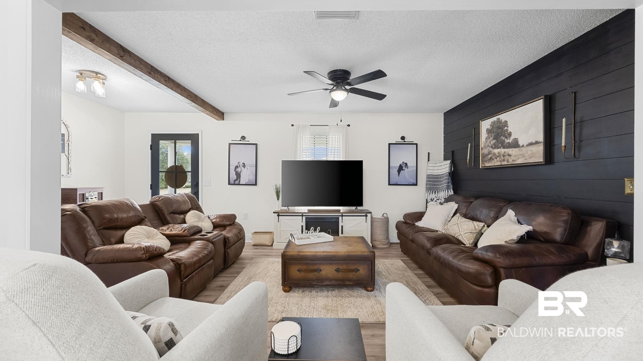 10710 DEERFOOT Lane